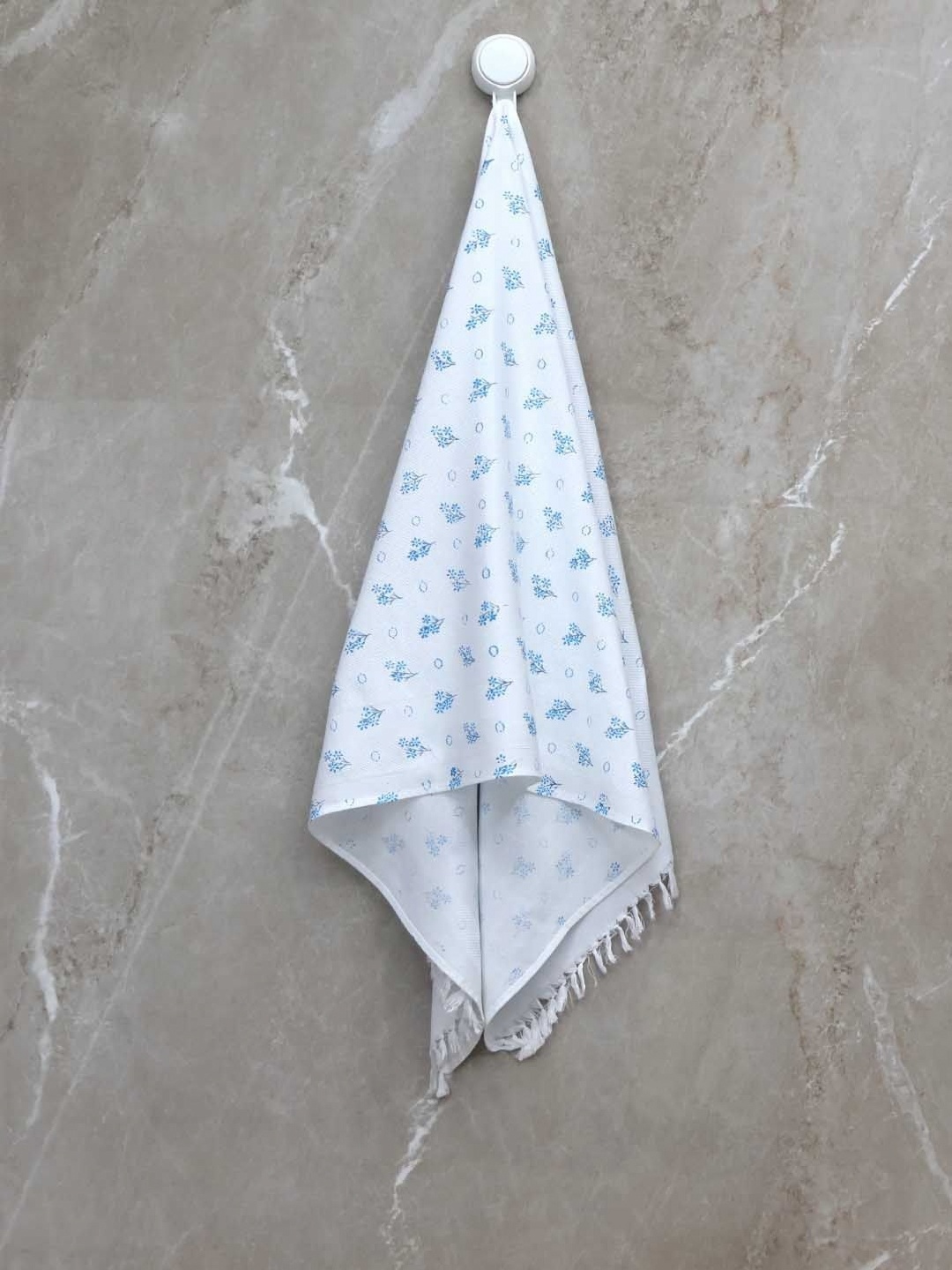 

BOMBAY DYEING Turquoise Blue & White Printed Pure Cotton 200 GSM Bath Towel