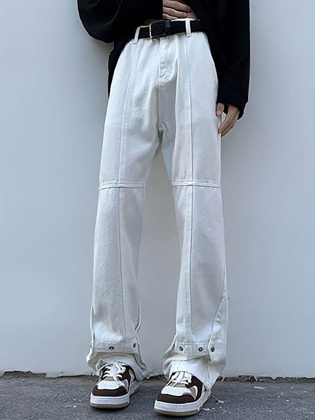 

StyleCast x Revolte Men Straight Fit Mid-Rise Jeans, White
