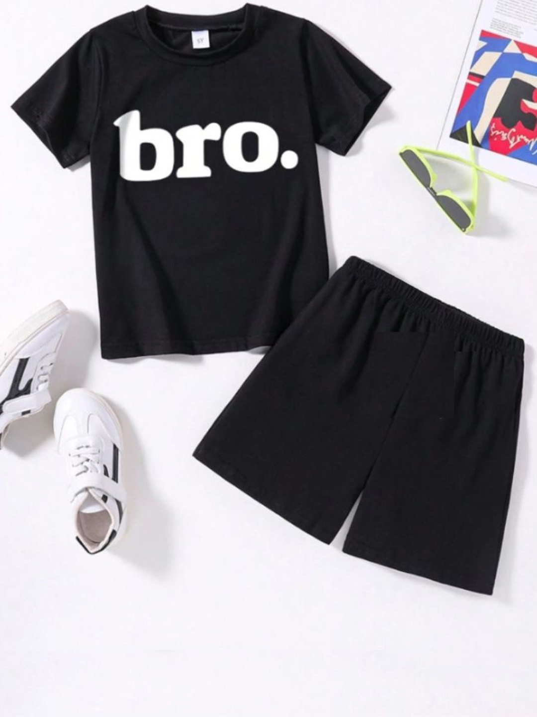 

Kasak Printed T-Shirt With Shorts Clothing Set, Black