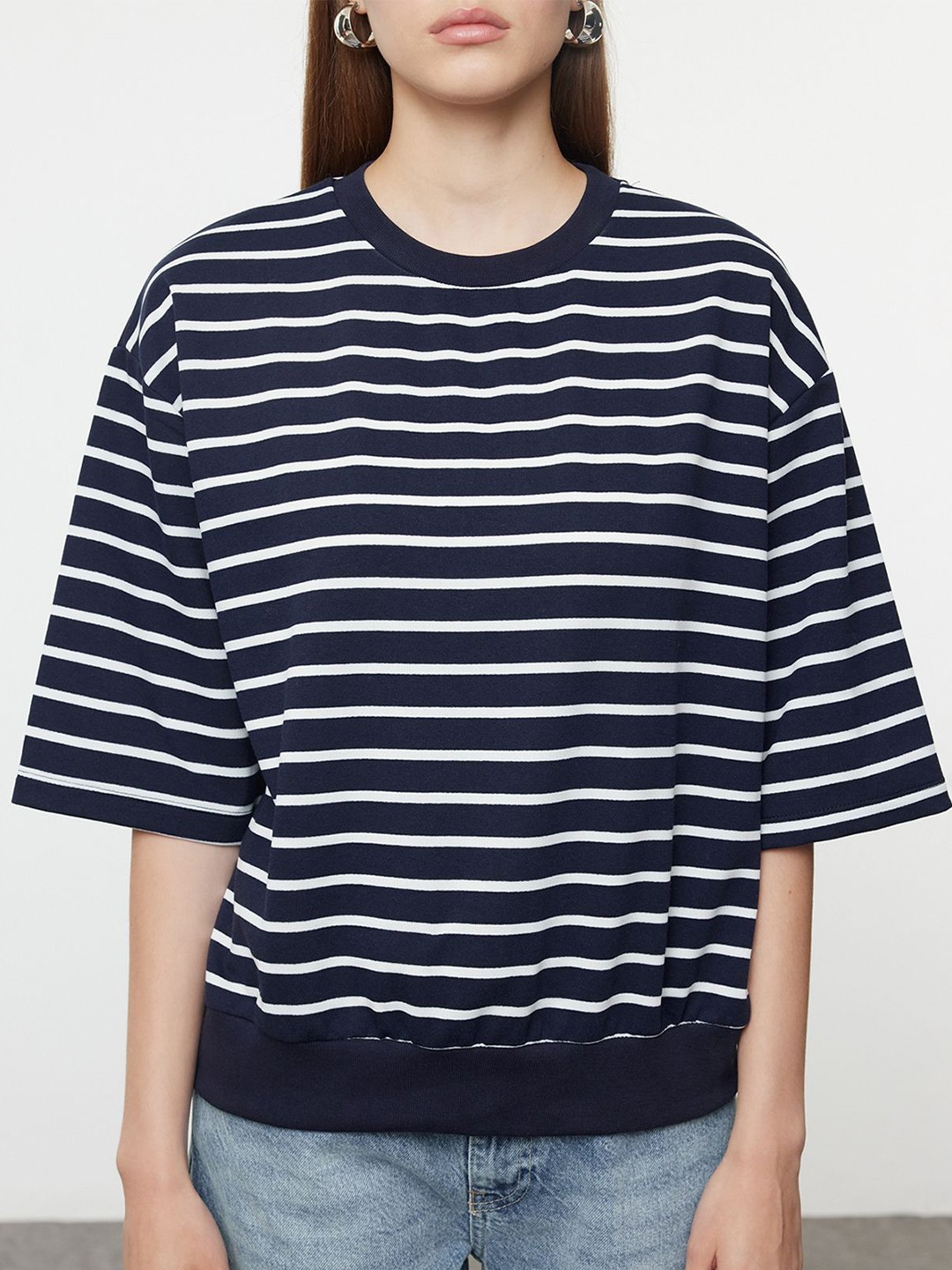 

Trendyol Women Striped Sweatshirt, Na