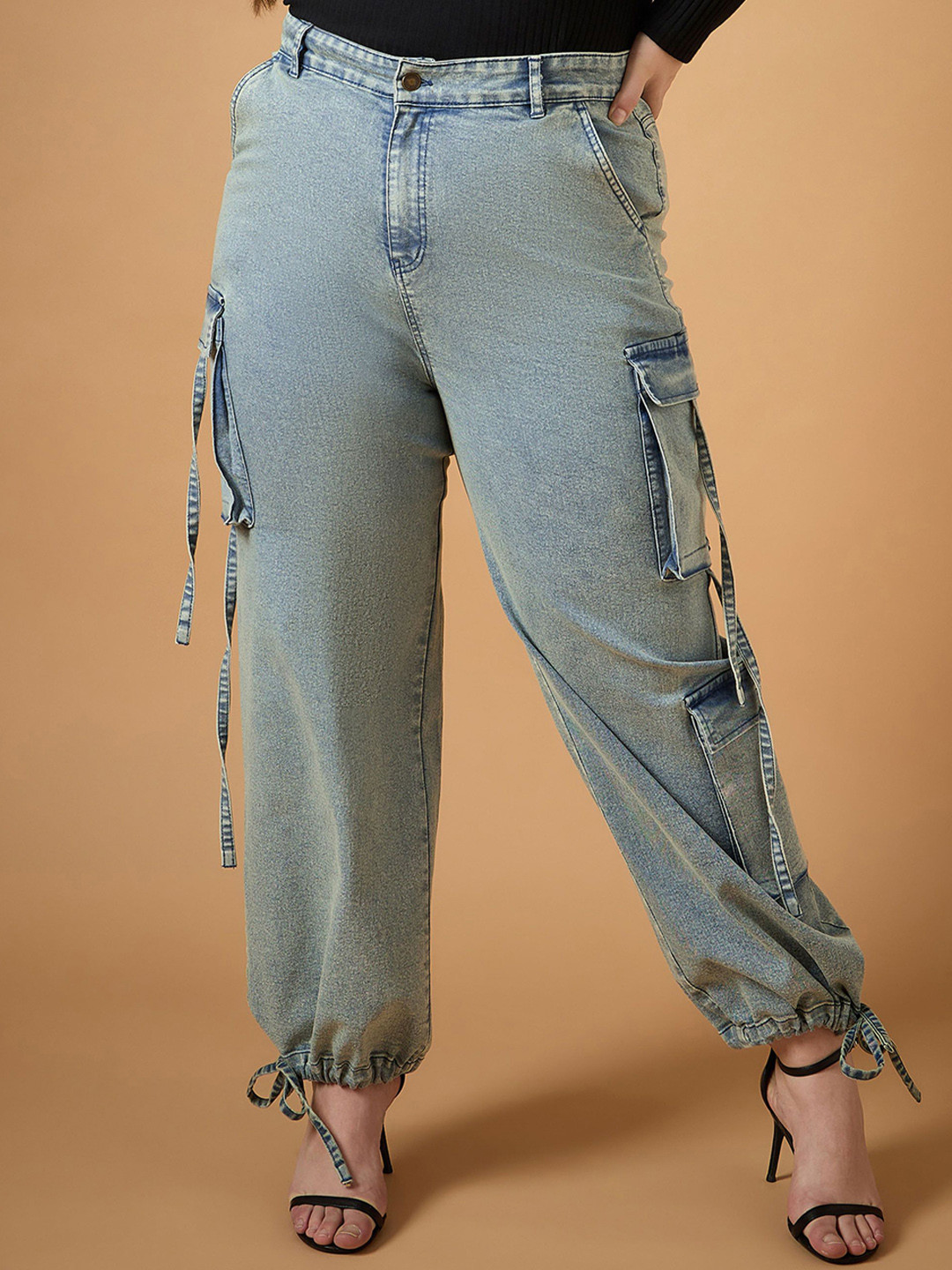 

SASSAFRAS Curve Women Straight Fit Low Distress Acid Wash Stretchable Jeans, Blue