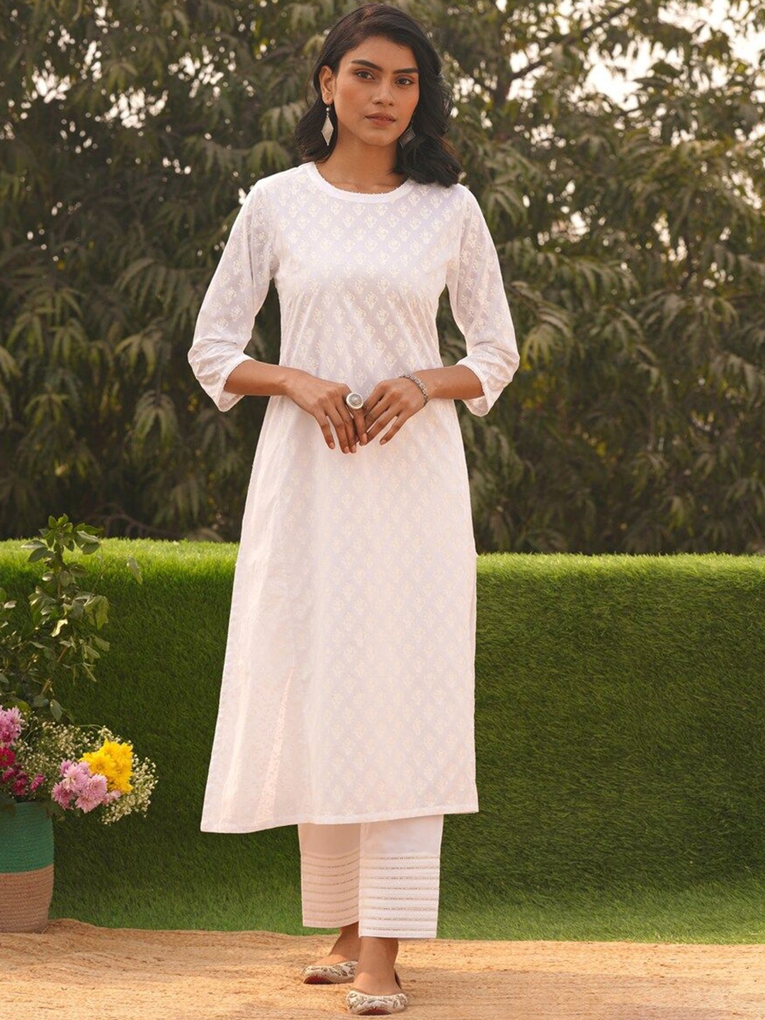 

JAYPORE Floral Printed Pure Cotton Straight Kurta, White