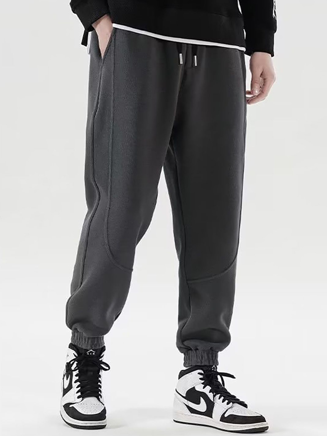 

StyleCast x Revolte Men Joggers Trousers, Grey