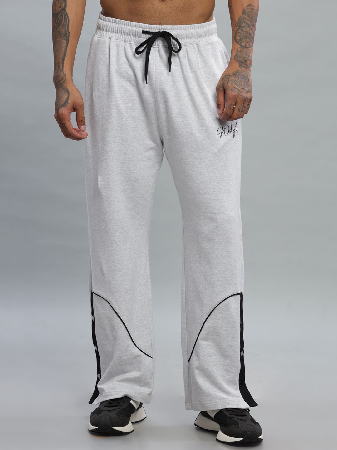 

WOLFIT ATHLEISURE Men Cotton Mid Rise Regular Fit Track Pants, Grey melange