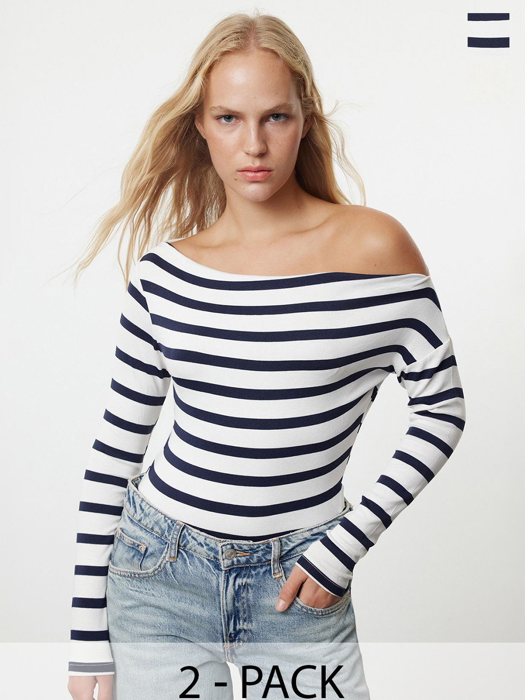 

Trendyol Striped Off-Shoulder Top, Na