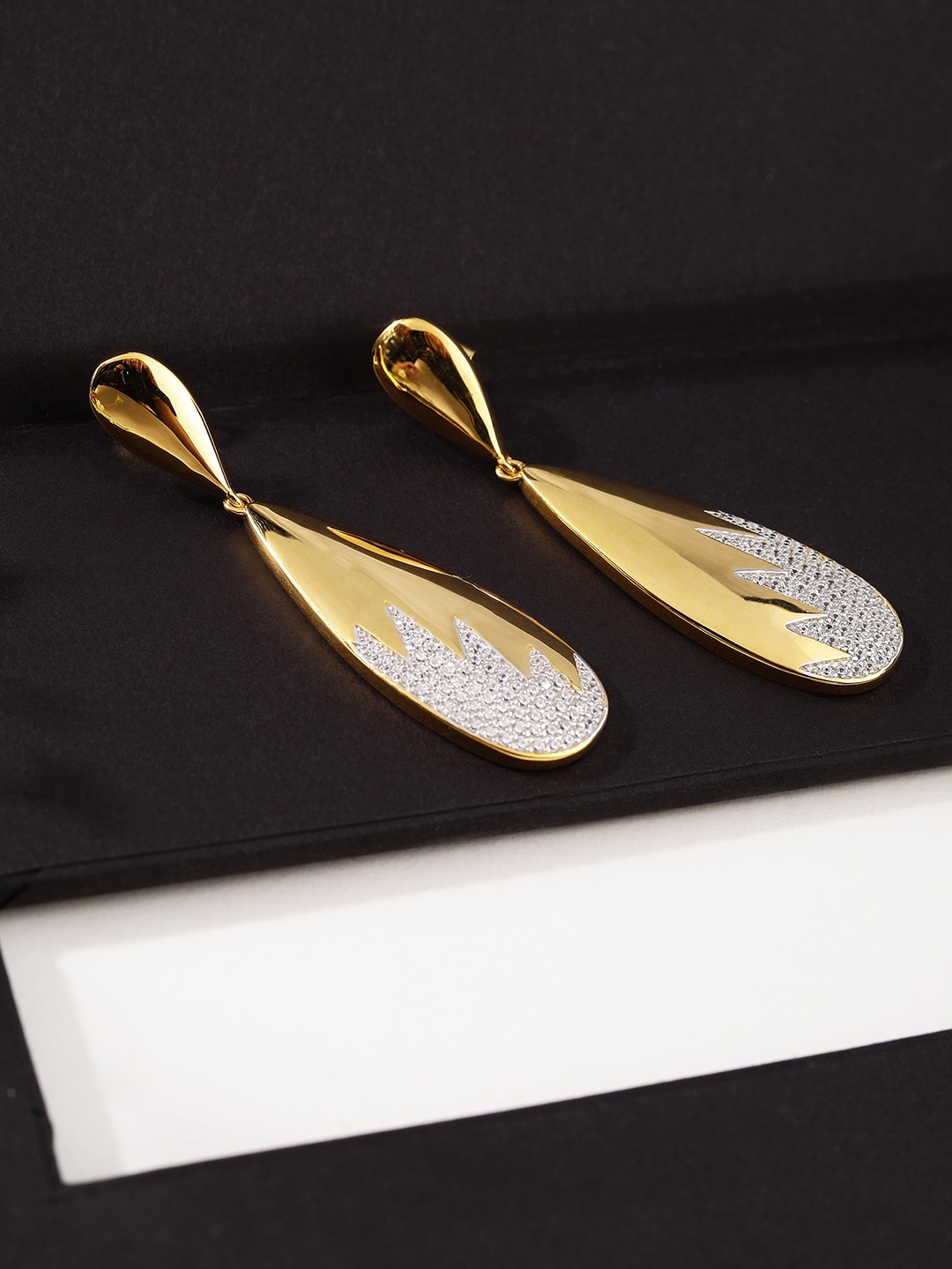 

DIAVO 925 Sterling Silver Gold-Plated Stones Studded Circular Drop Earrings