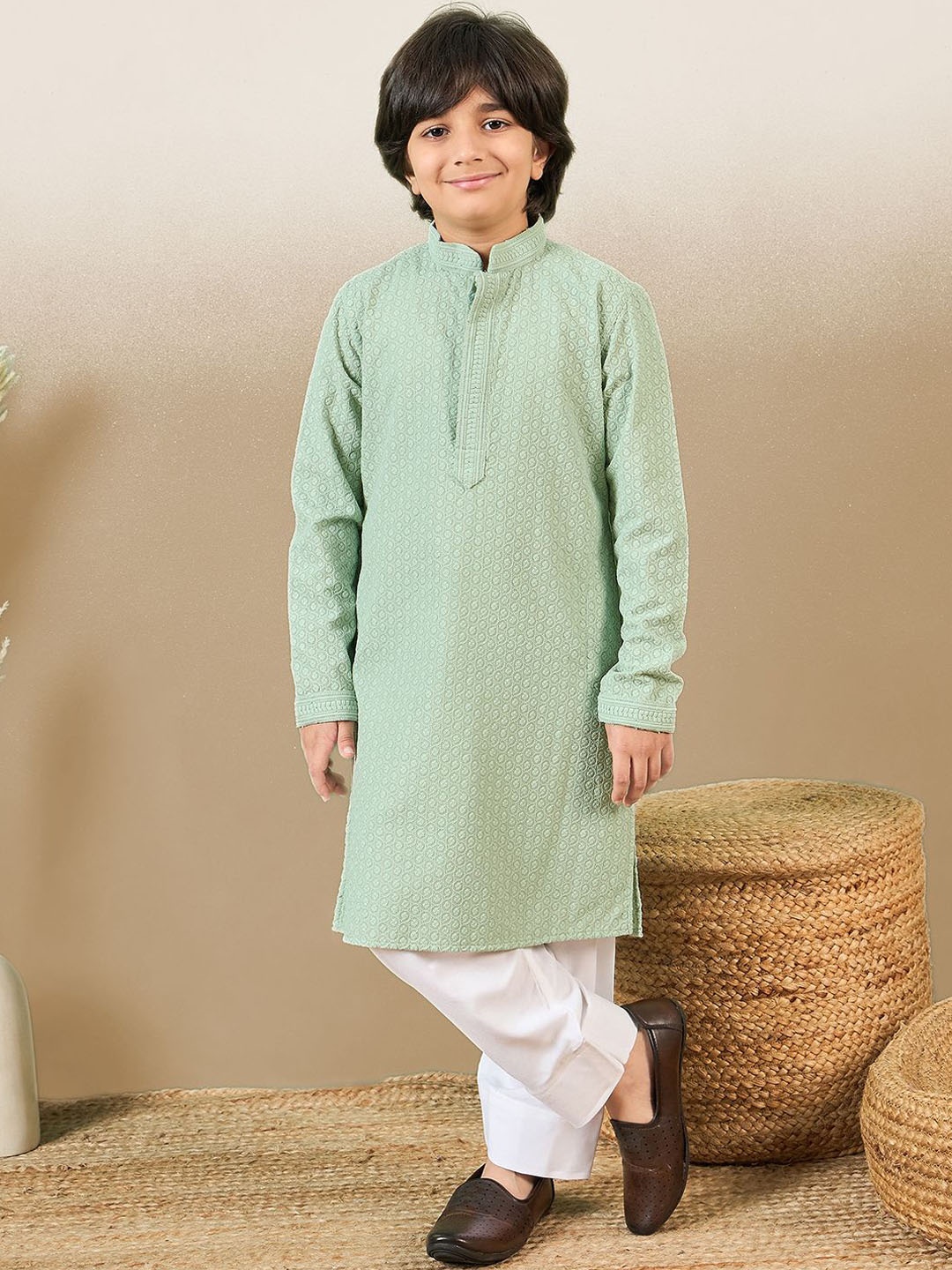 

Here&Now X Sanwara Boys Floral Embroidered Chikankari Kurta With Patiala, Green