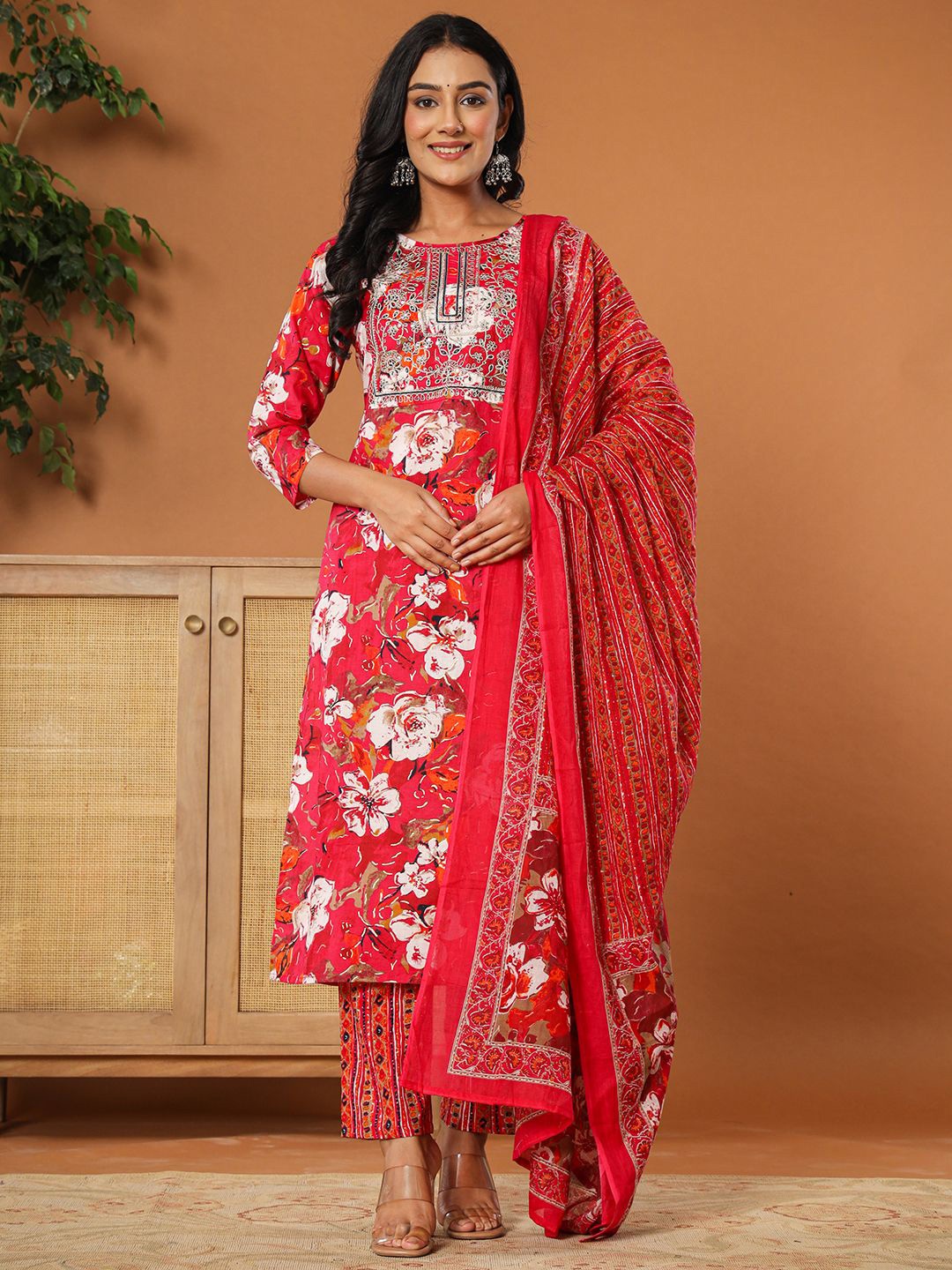 

Yufta Floral Printed Regular Sequinned Pure Cotton Kurta With Trousers & Dupatta, Pink