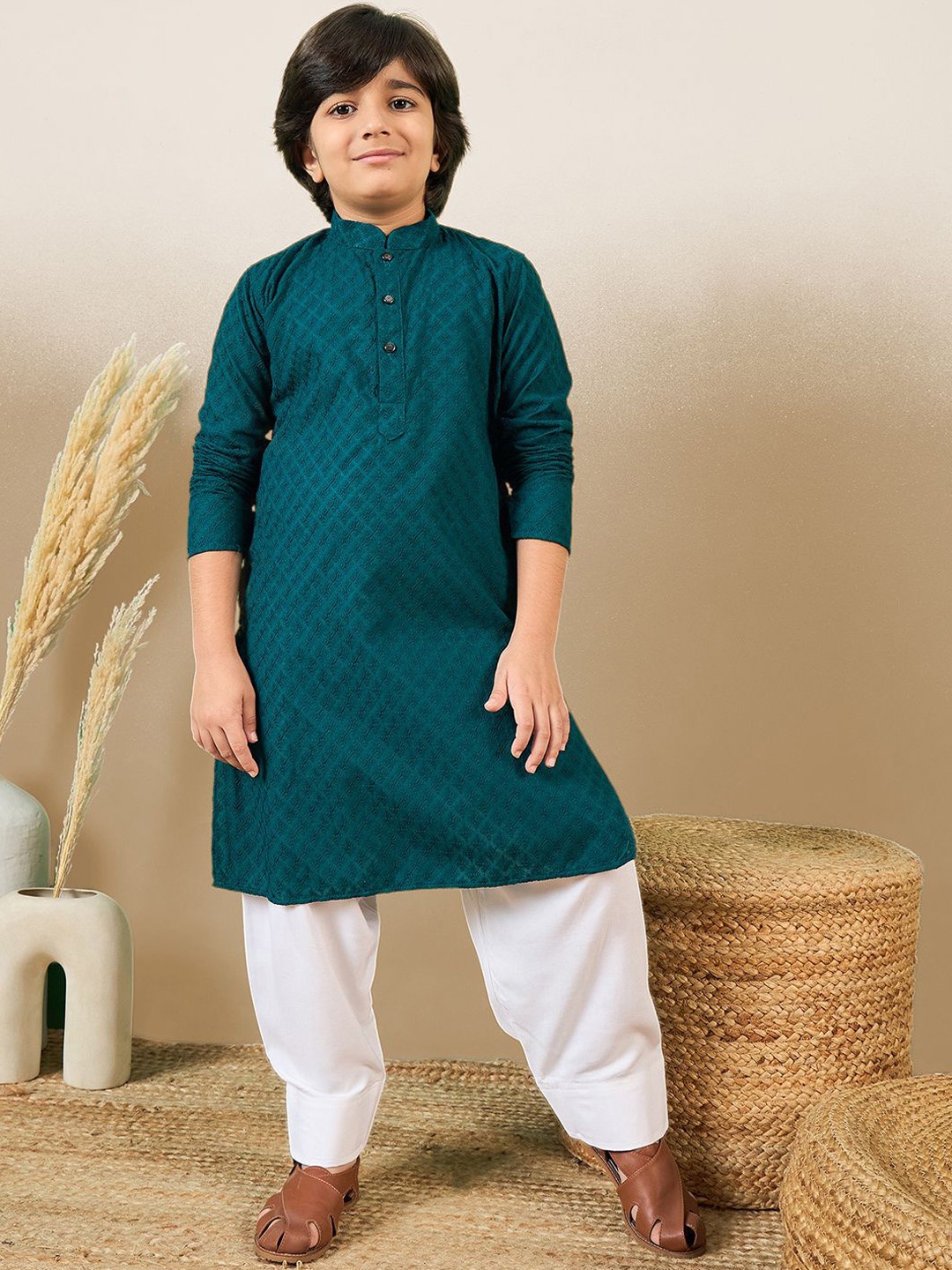 

YK Boys Embroidered Regular Chikankari Kurta with Patiala, Green