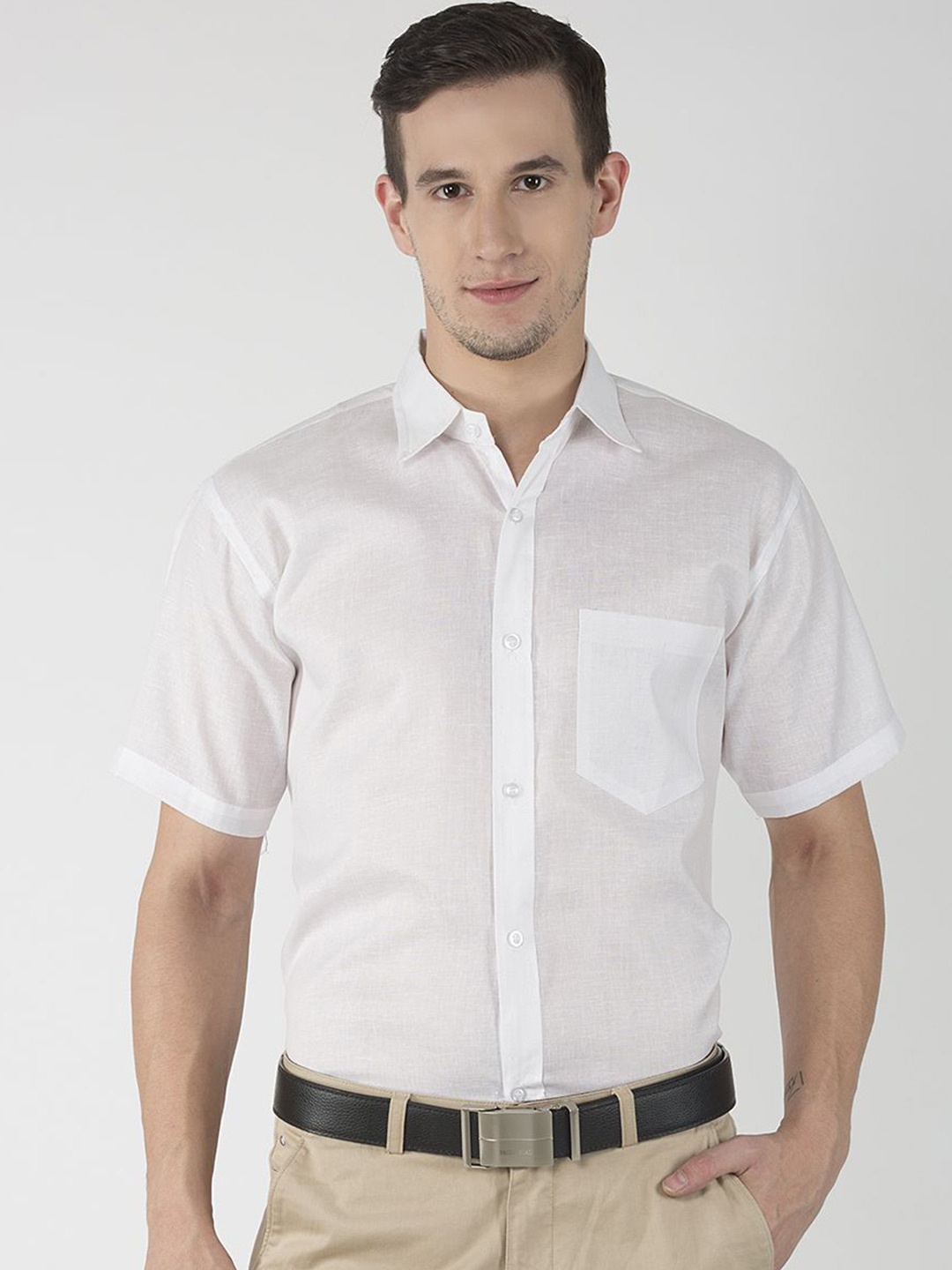 

KLOSET BY RIAG Men Classic Spread Collar Solid Cotton Formal Shirt, White