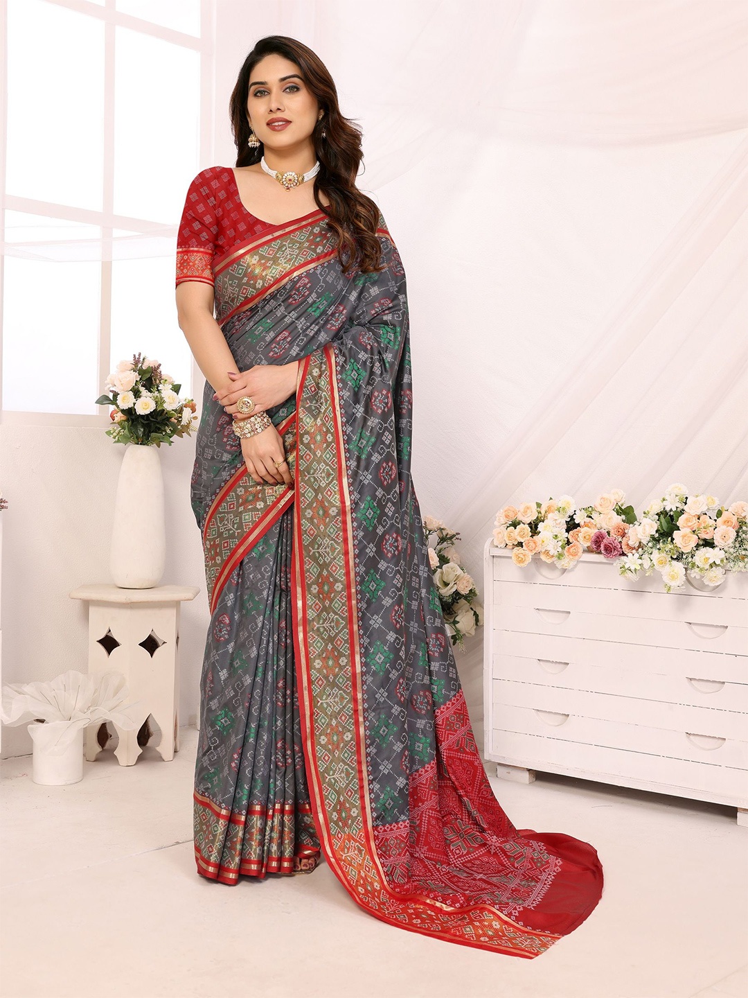 

Sidhidata Ajrak Printed Zari Patola Saree, Grey