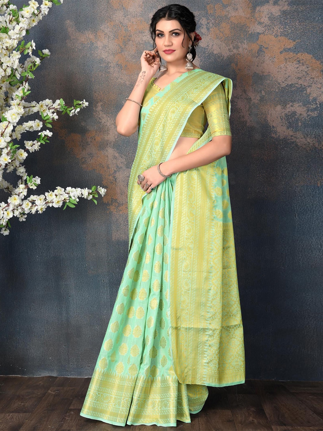 

Areca Designer Ethnic Motifs Zari Linen Blend Banarasi Saree, Green