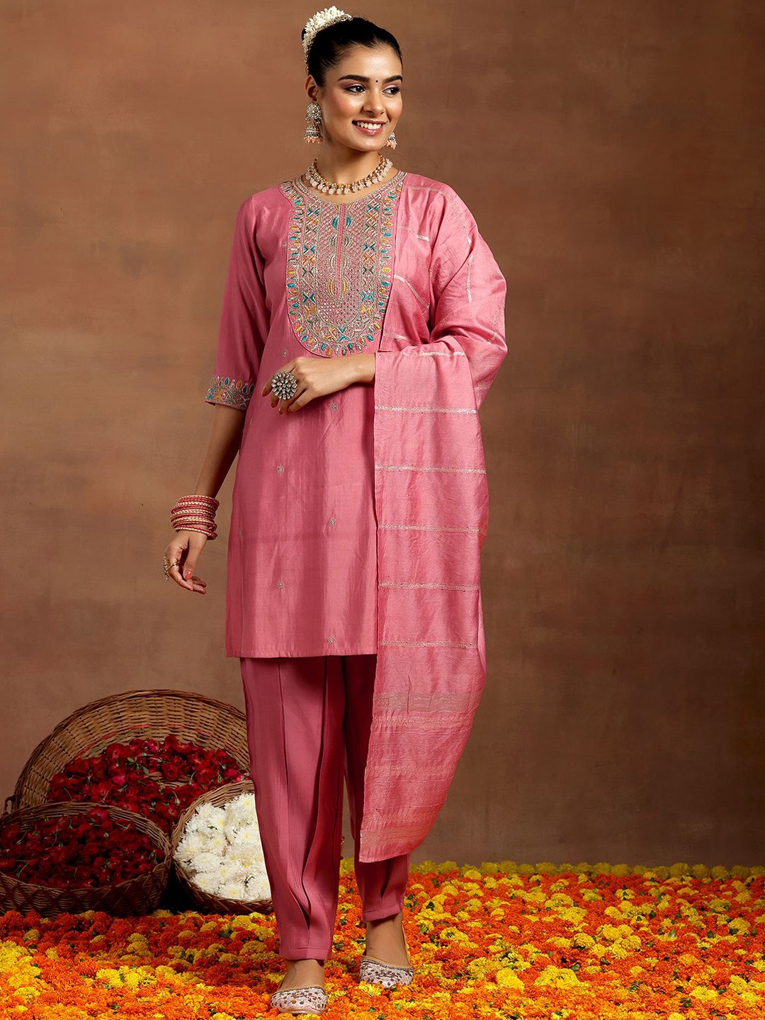 

Libas Floral Embroidered Thread Work Straight Kurti with Trousers & Dupatta, Peach