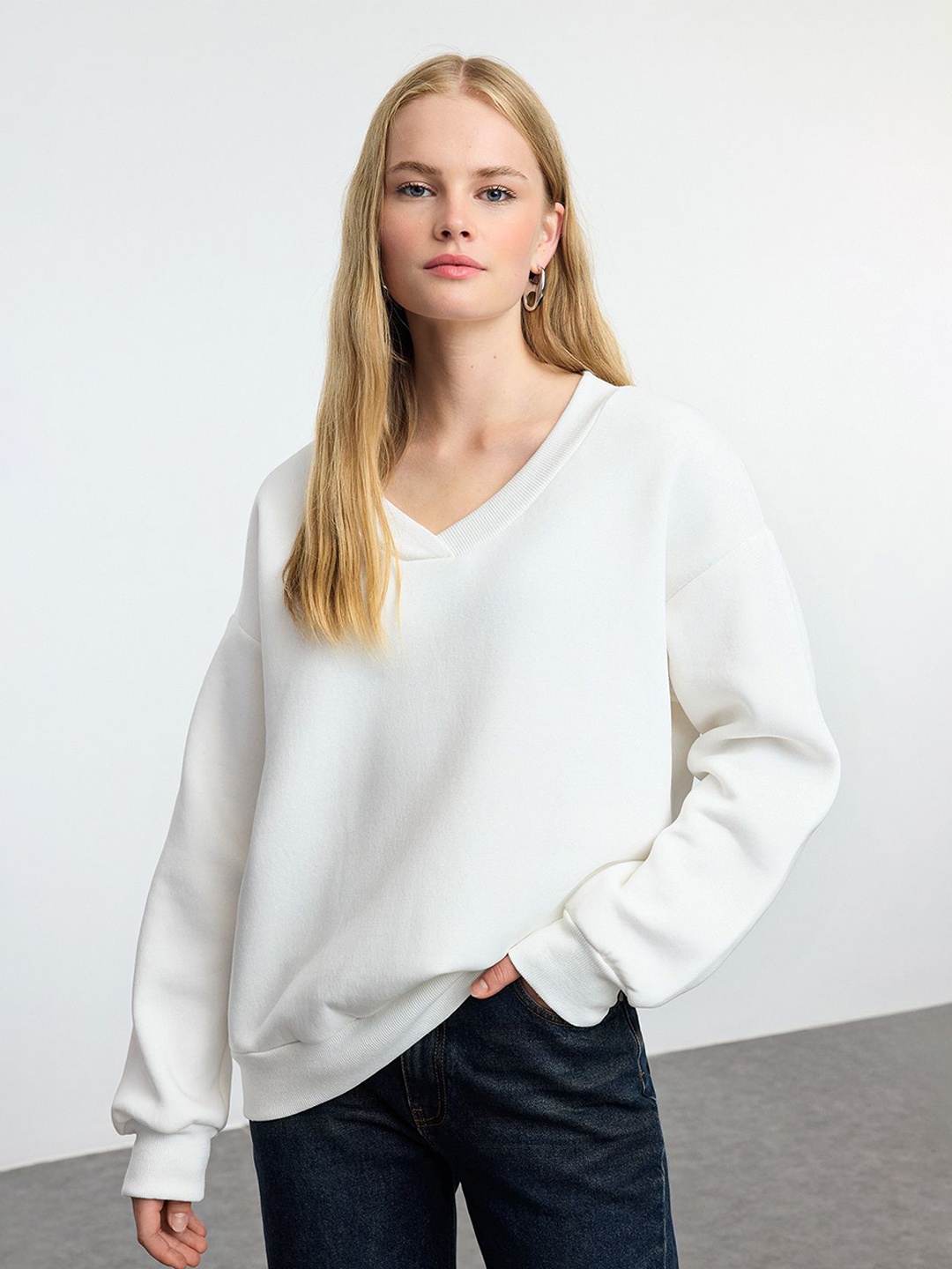 

Trendyol Women Sweatshirt, Na