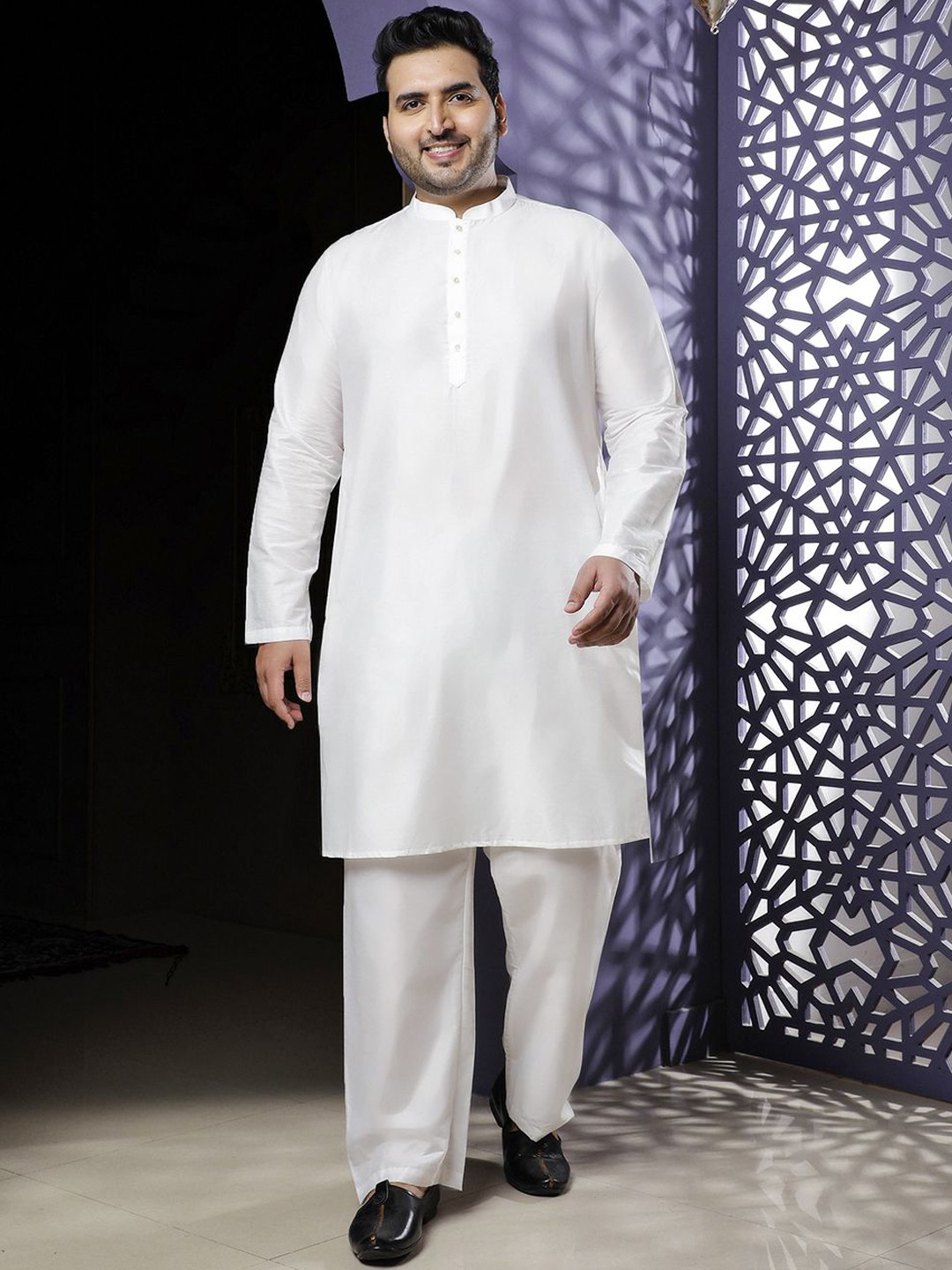 

Sztori Plus Size Mandarin Collar Cotton Silk Straight Kurta with Pyjamas & Nehru Jacket, Brown