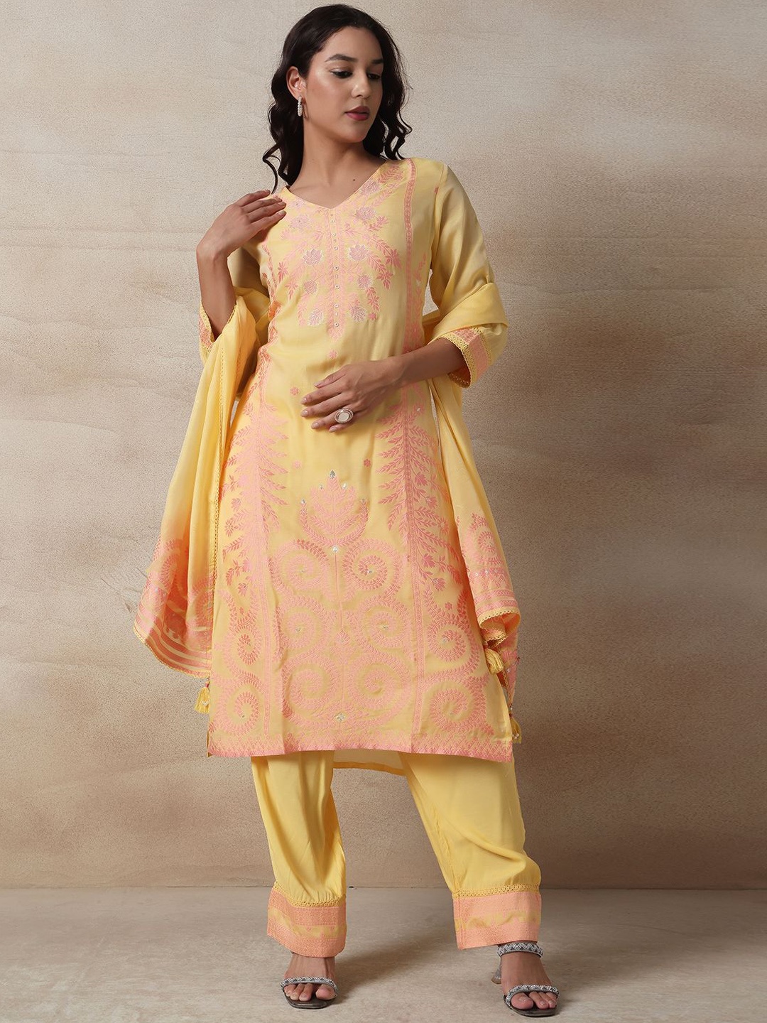 

Rang by Indya Ethnic Motifs Pure Cotton Sttraight Kurta with Trousers & With Dupatta, Yellow