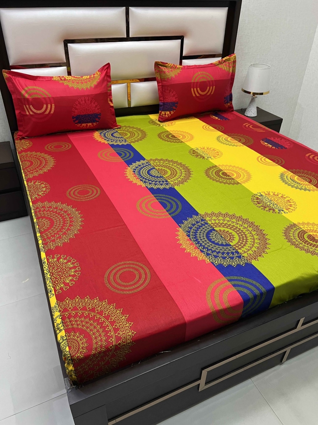 

Pure Decor Red & Blue Printed 330 TC Pure Cotton Double Queen Bedsheet & 2 Pillow Covers