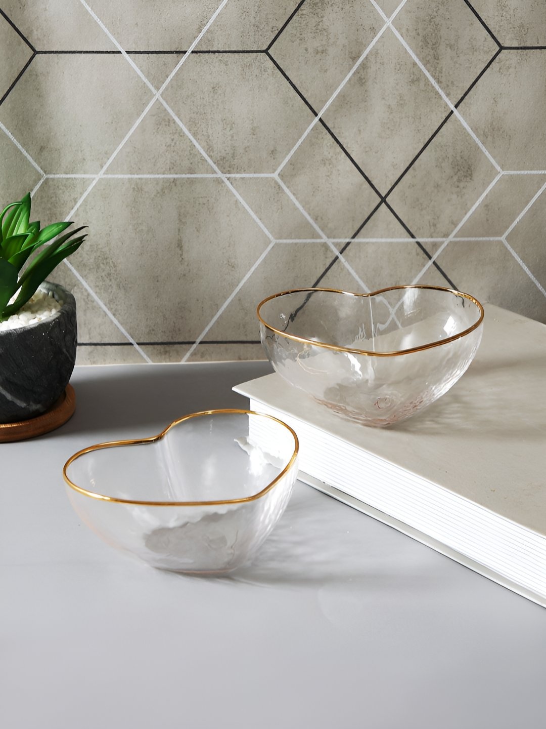 

TAYHAA Transparent 2 Pieces Glass Serving Bowls
