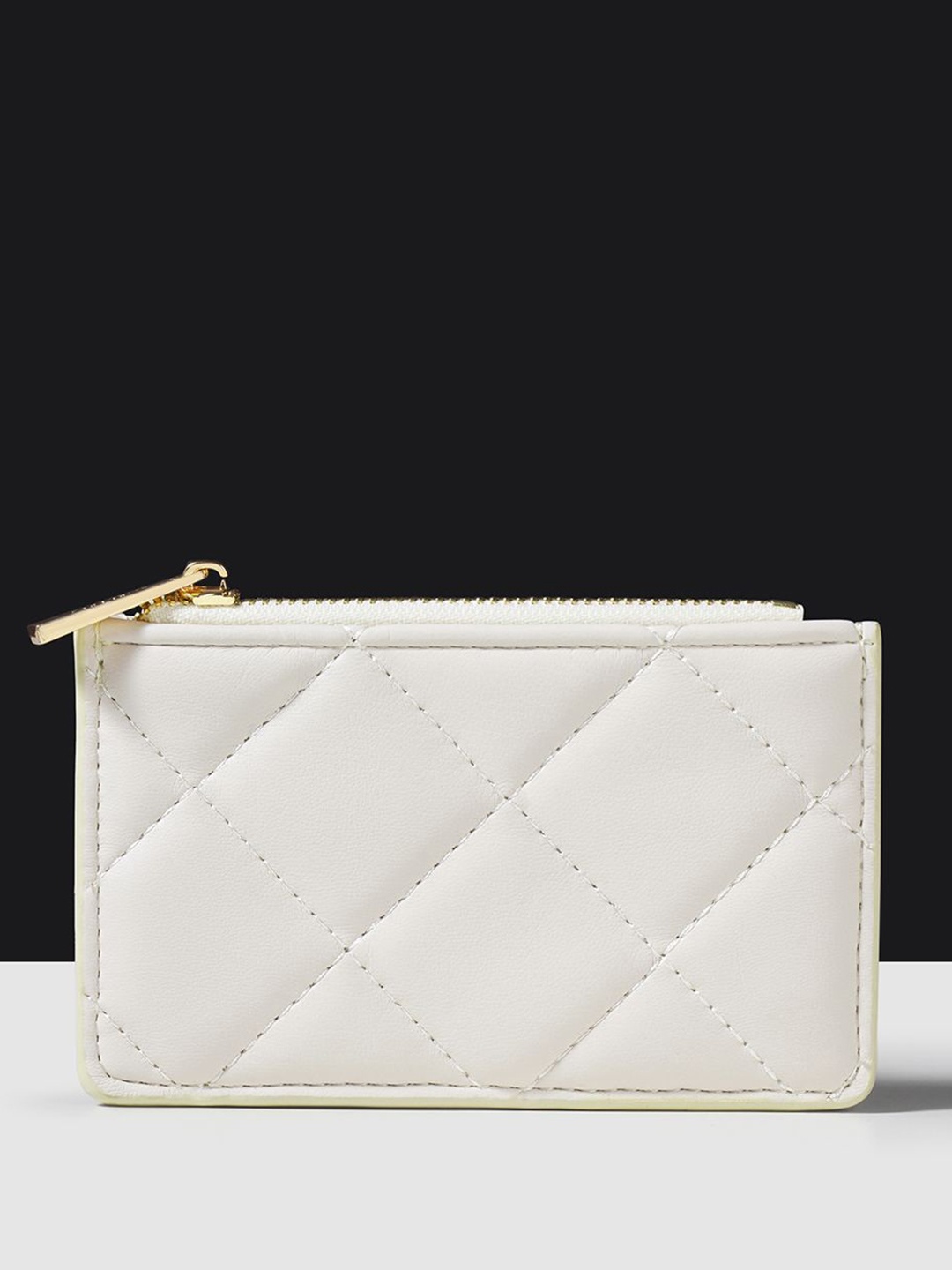 

Accessorize Women Geometric Quilted Card Holder, Cream