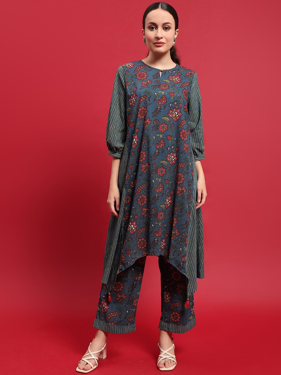 

Shree Floral Printed Keyhole Neck Pure Cotton A-Line Kurta with Trouser, Blue