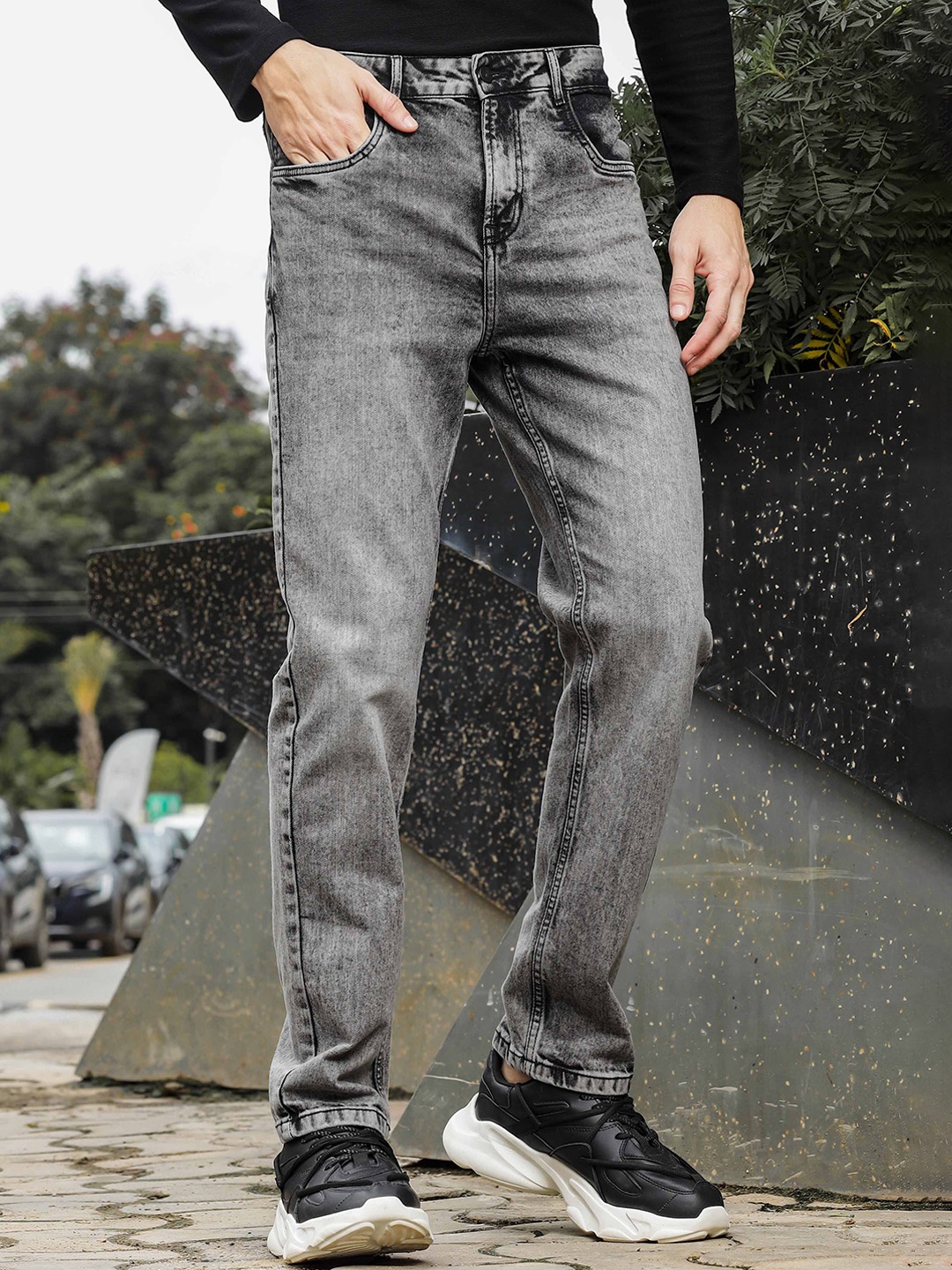 

Mast & Harbour Men Comfort Pure Cotton Relaxed Fit Heavy Fade Jeans, Black