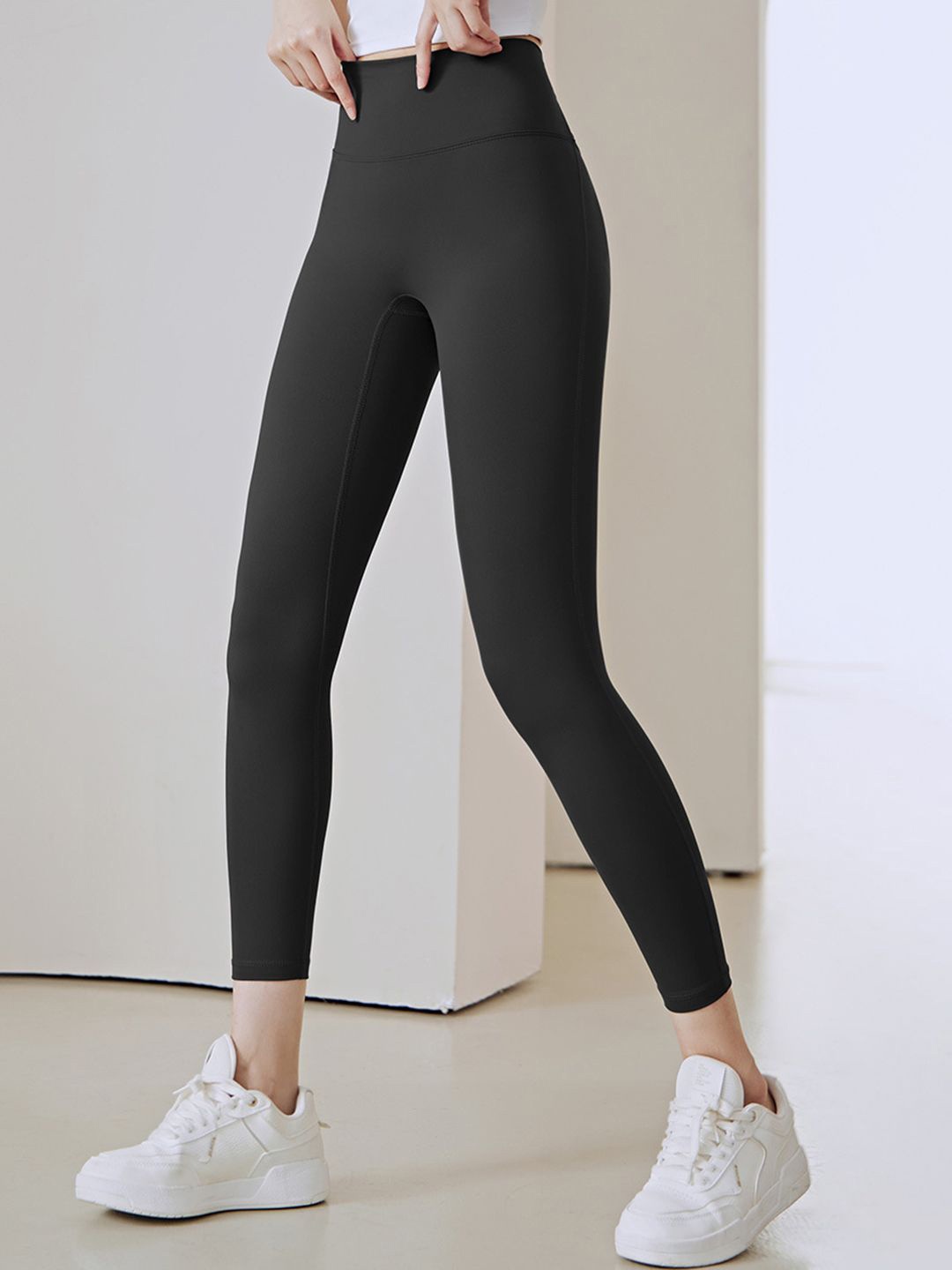 

StyleCast Women Mid-Rise Ankle-Length Yoga Tights, Black