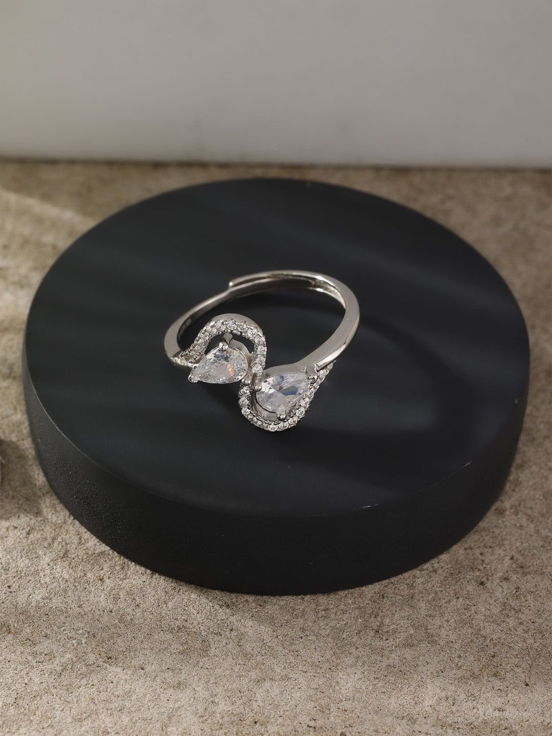 

DIAVO Rhodium-Plated Stones Studded Dual Paisley Finger Ring, Silver