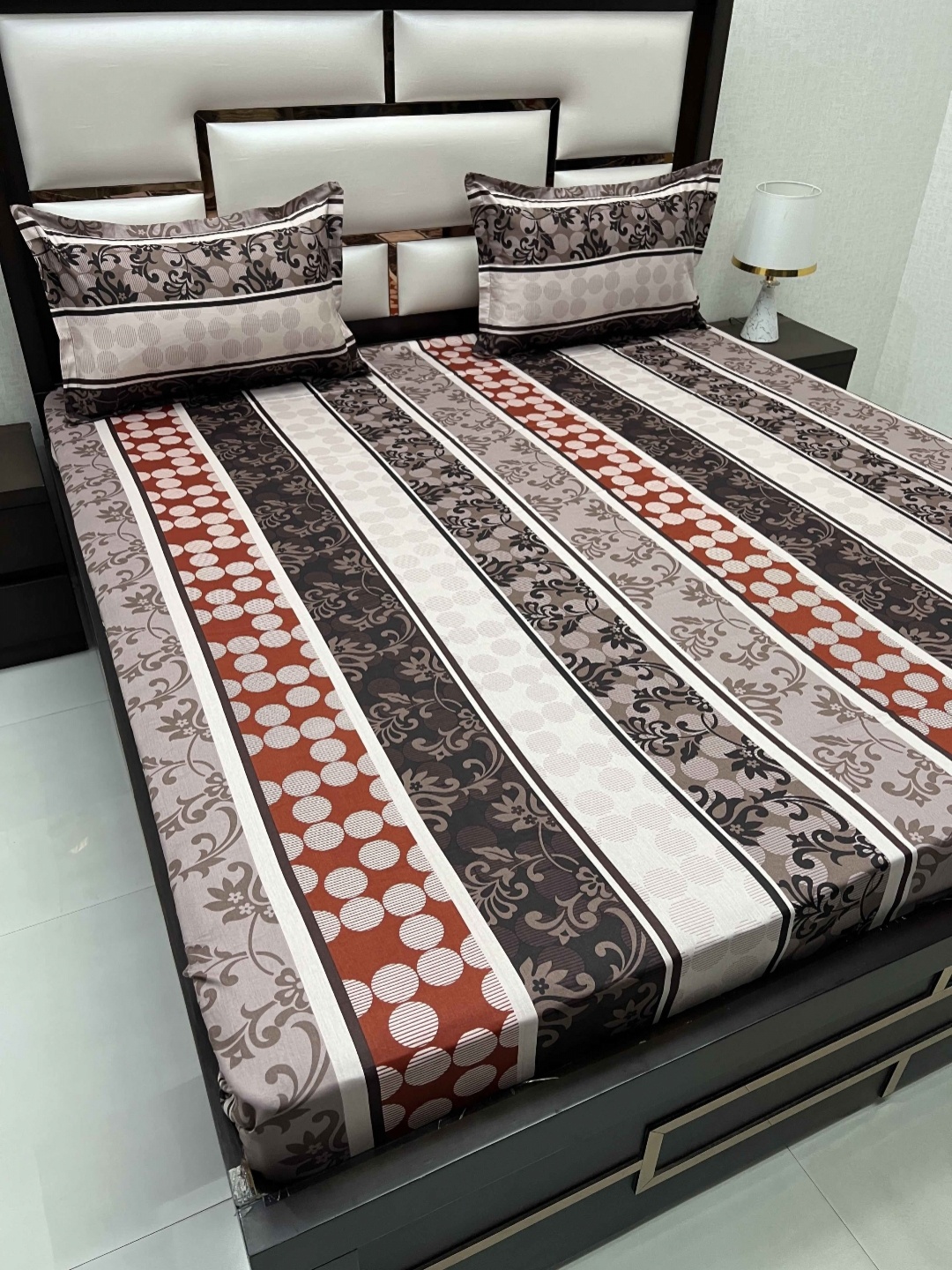 

Pure Decor Cotton Queen Size Double Bed Bedsheet With 2 Pillow Covers 2.28m X 2.54m, Purple