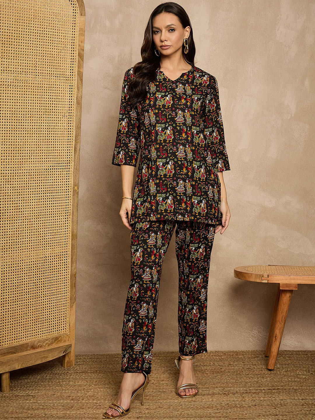 

BAESD Ethnic Motifs Printed V-Neck Tunic With Trousers, Black