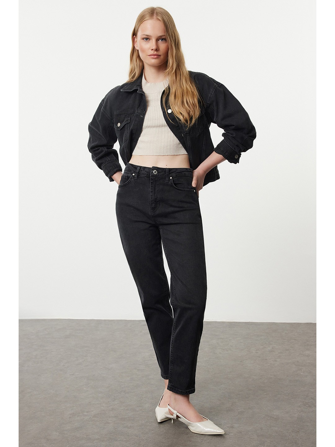 

Trendyol Women Jeans, Na