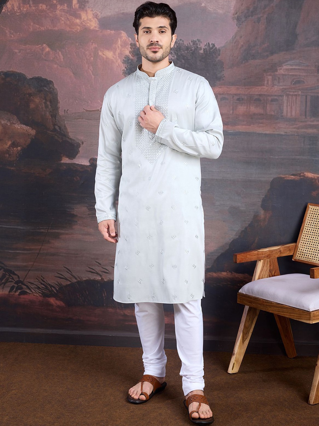 

House of Pataudi Floral Embroidered Chikankari Straight Kurta, Grey