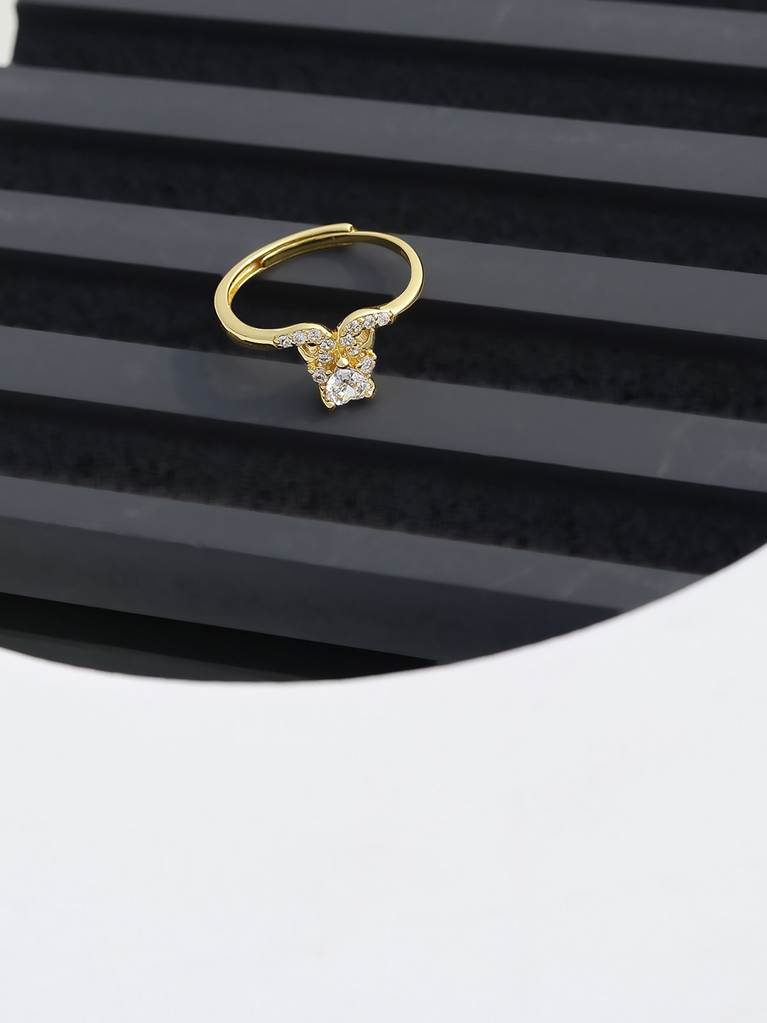 

DIAVO 925 Sterling Silver Gold-Plated Stone Studded Finger Ring
