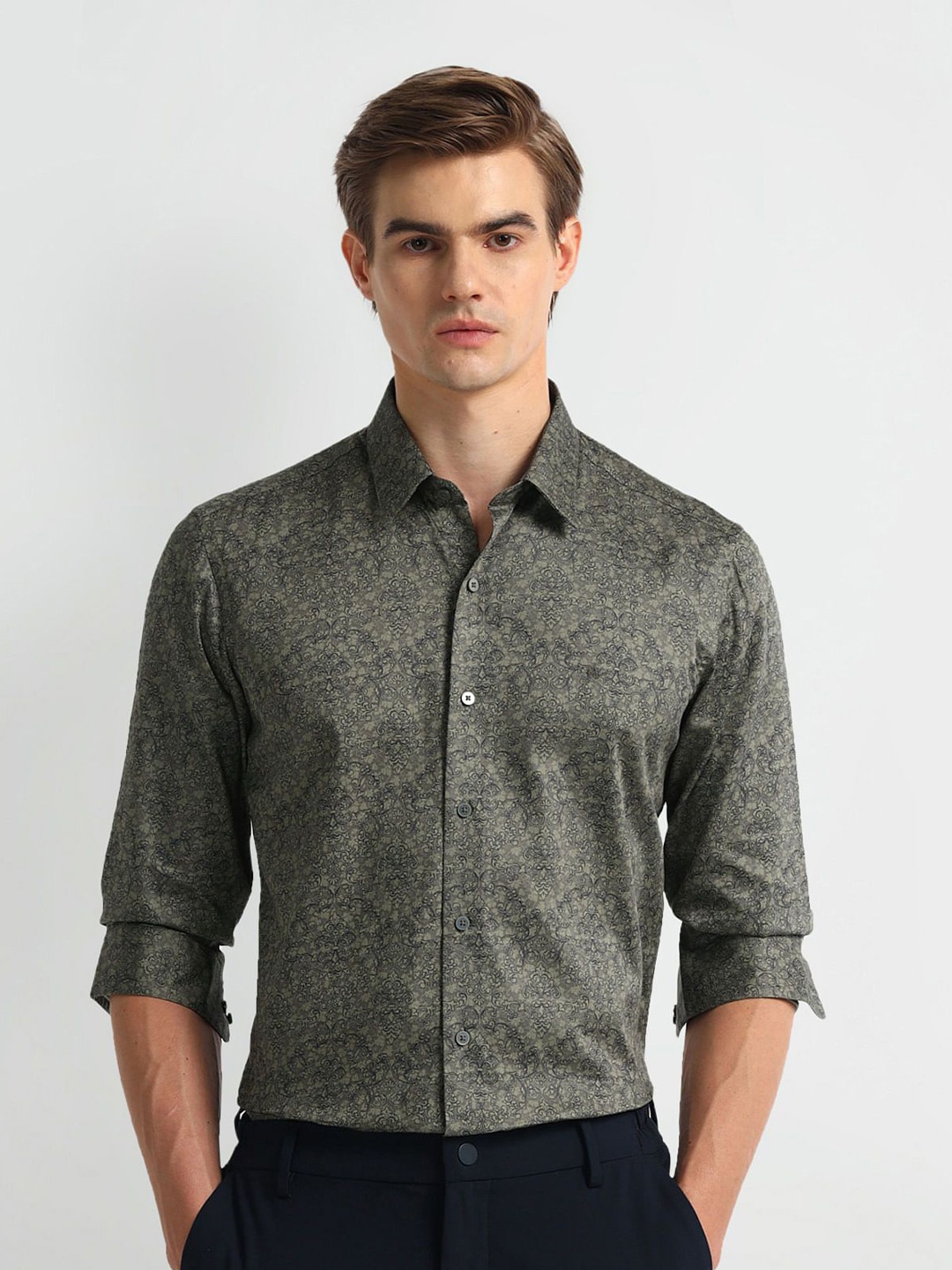 

Arrow New York Men Slim Fit Opaque Printed Casual Shirt, Green