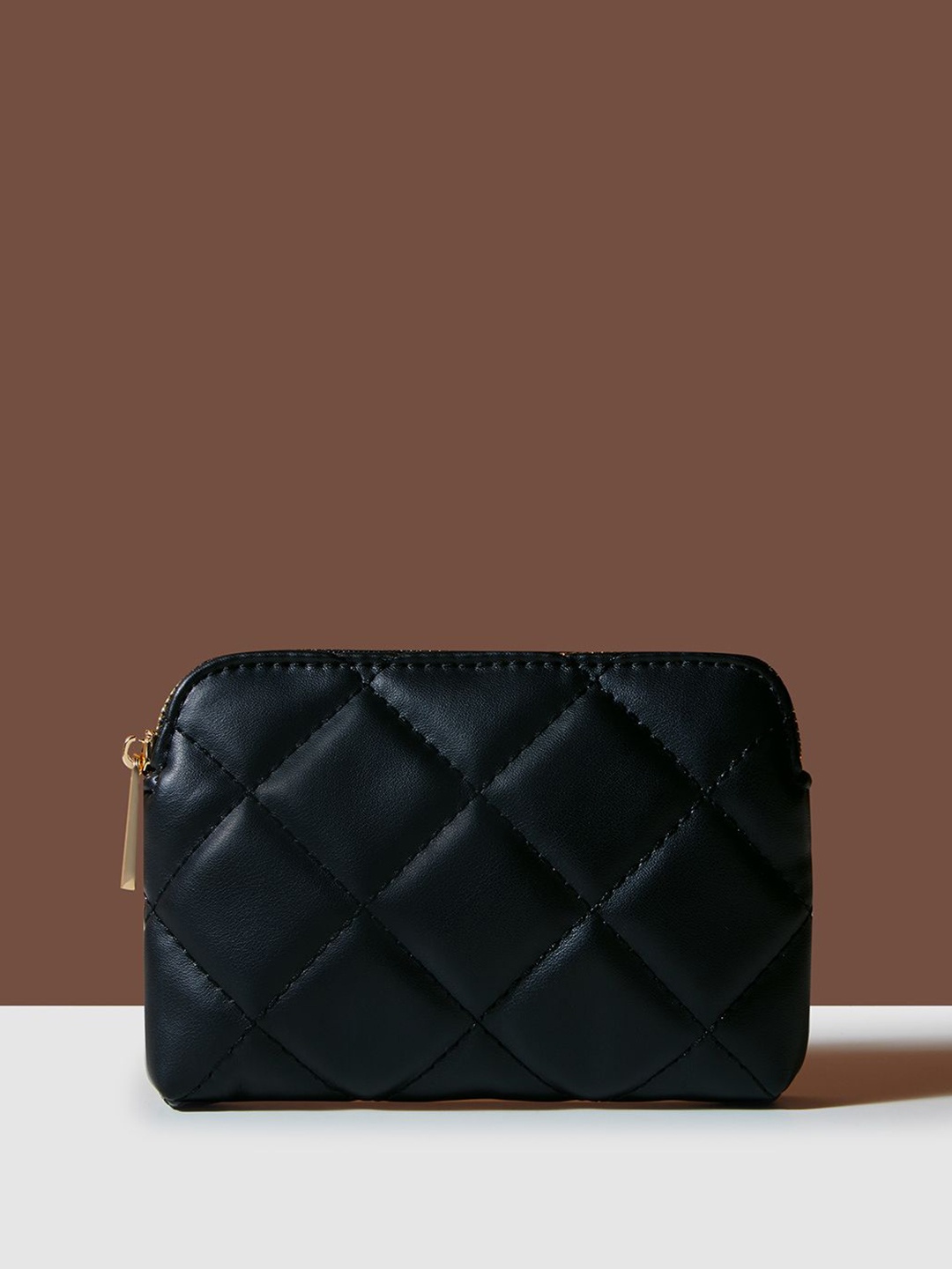 

Accessorize Women Textured Quilted Zip Around Wallet, Black