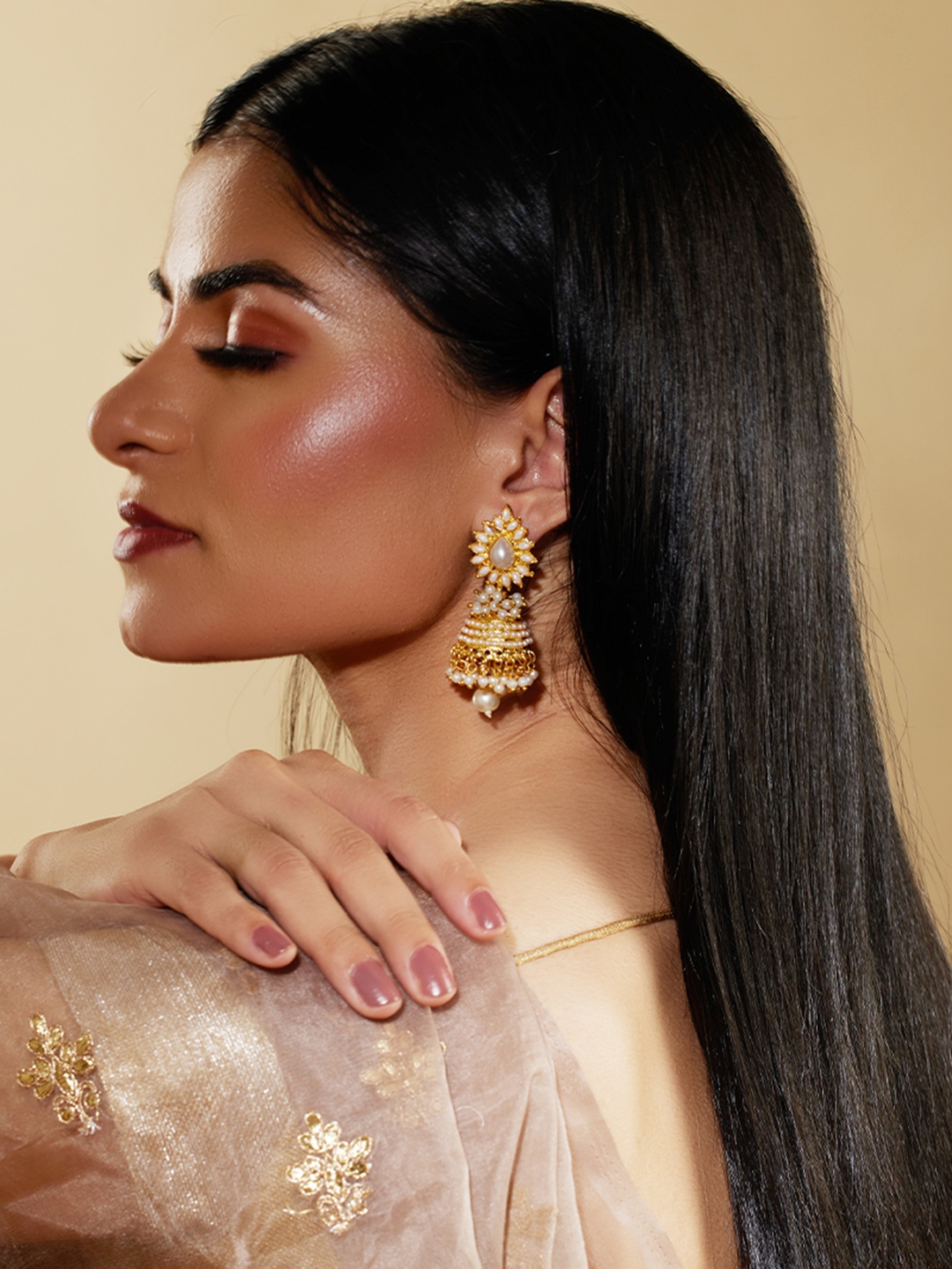 

Mirraw Gold-Plated Pearls Contemporary Jhumkas Earrings, White
