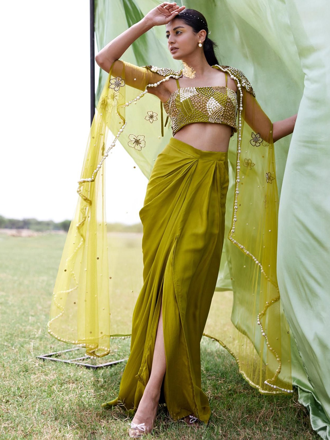 

AMROOD Embroidered Crop Top & Skirt With Jacket, Green