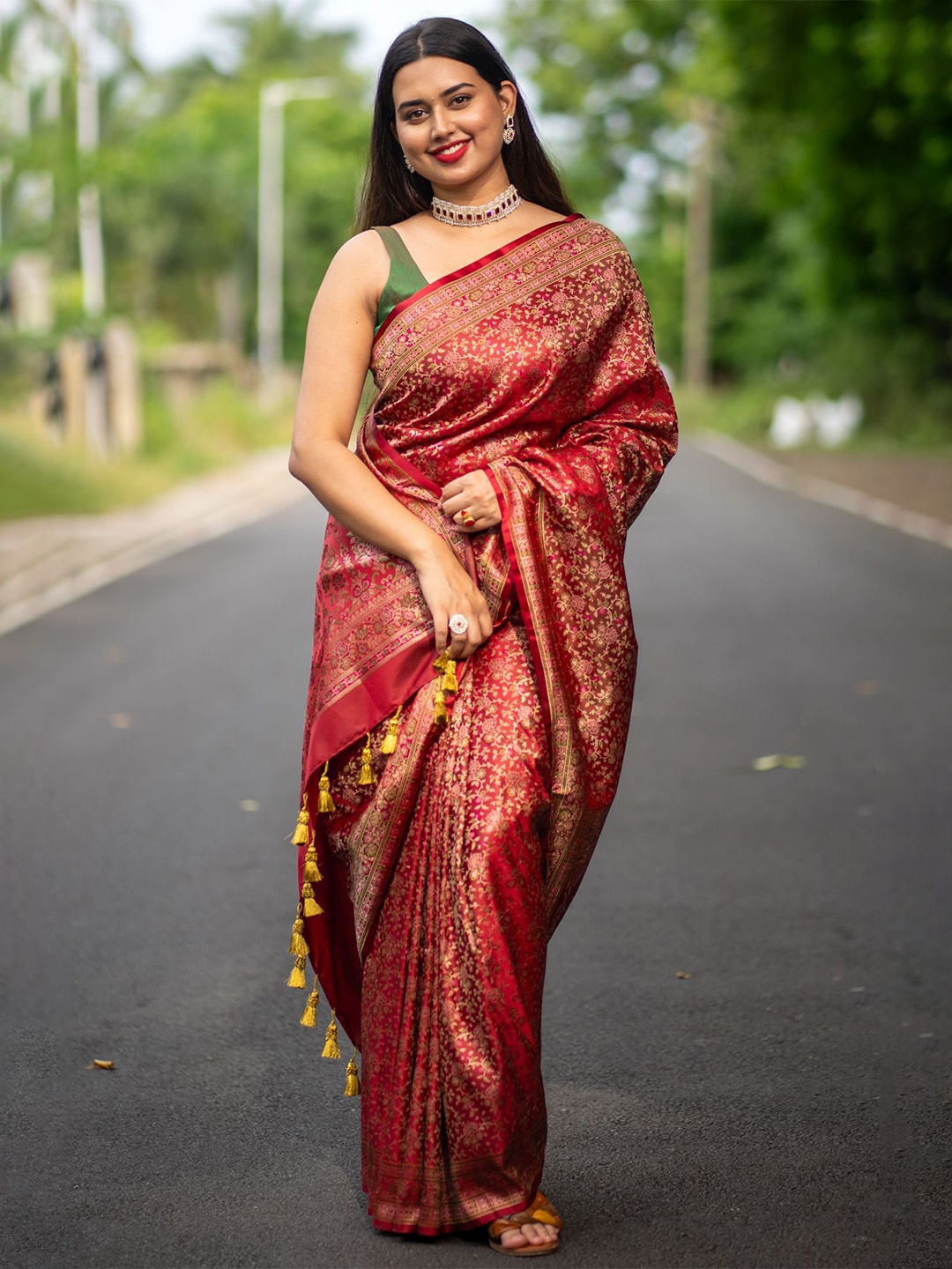

I LOVE SAREES Woven Design Zari Pure Cotton Banarasi Saree, Red