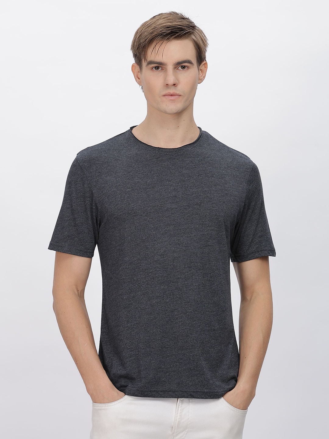 

DOMIN8 Men Solid Round Neck T-shirt, Charcoal