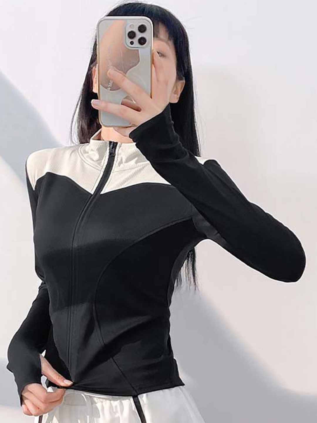 

StyleCast Women Colourblocked Lightweight Yoga Sporty Jacket, Black