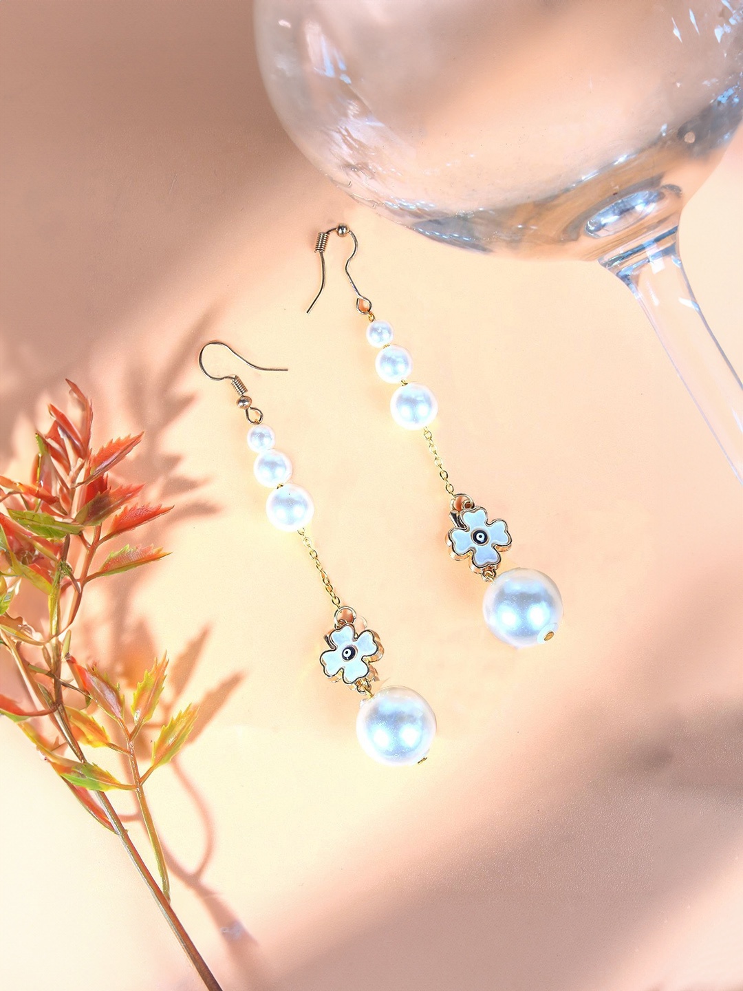 

KPOP Contemporary Drop Earrings, Gold