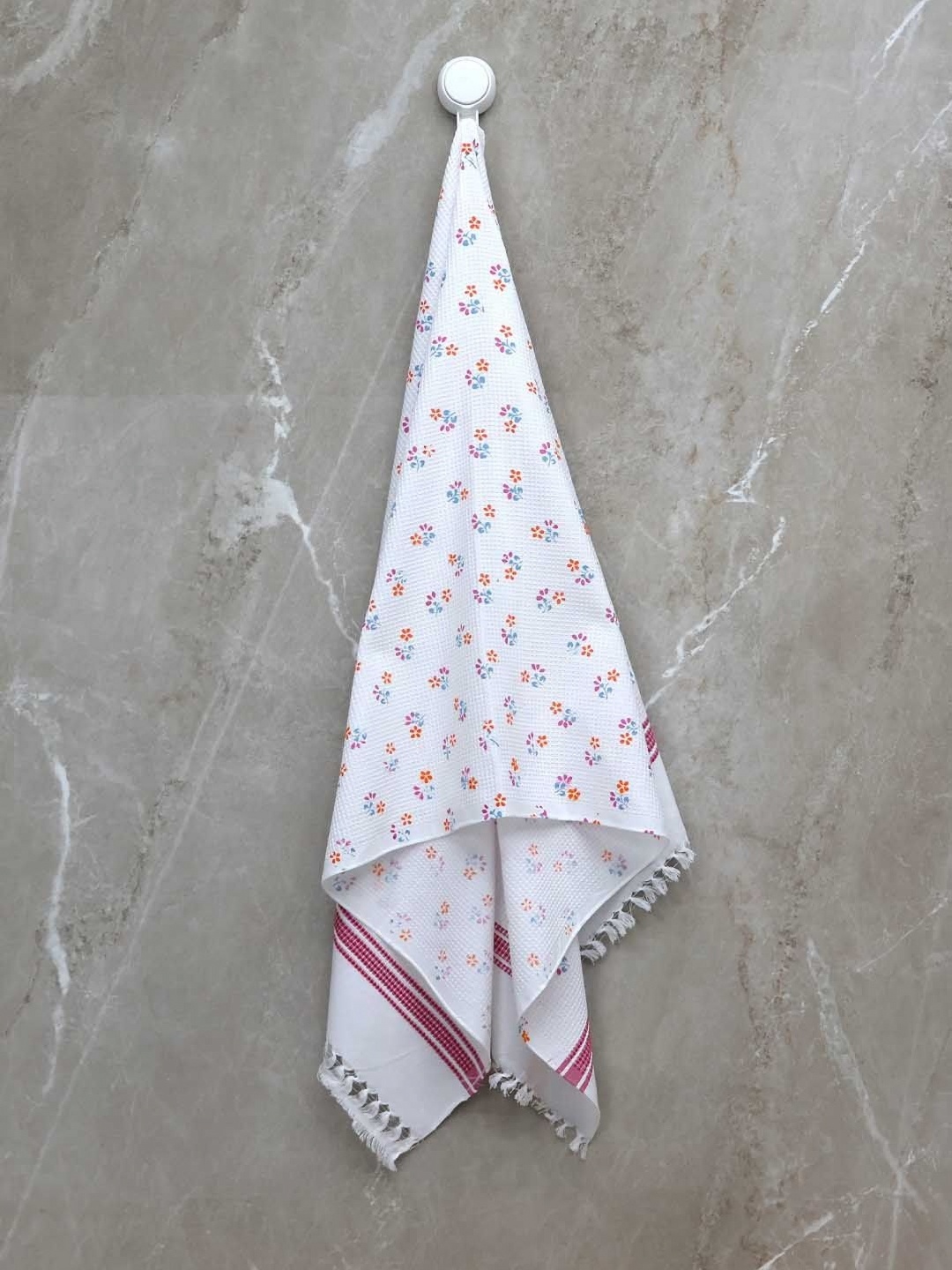 

BOMBAY DYEING White & Purple Printed Pure Cotton 200 GSM Bath Towel