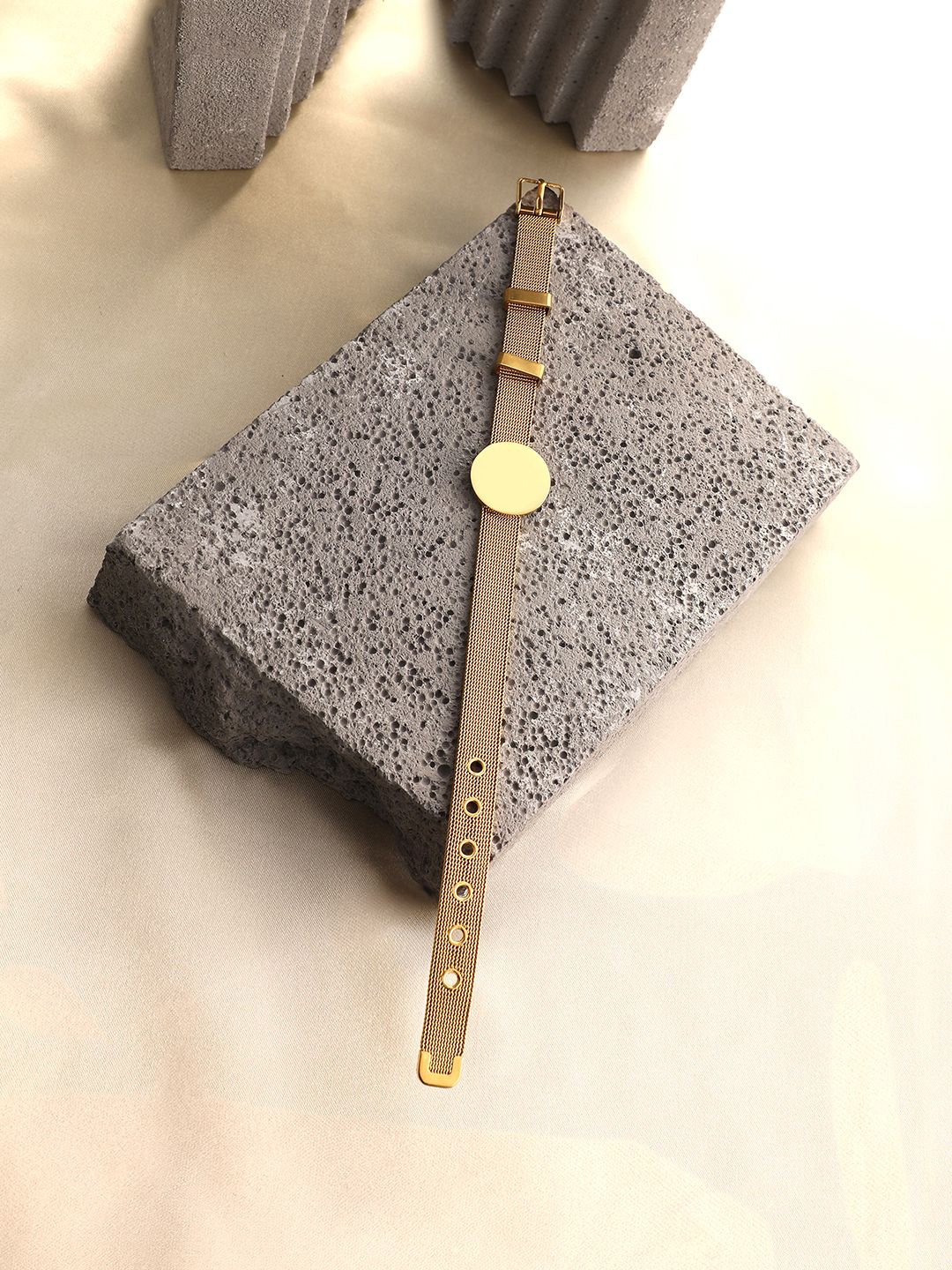 

SOHI Gold-Plated Wraparound Bracelet