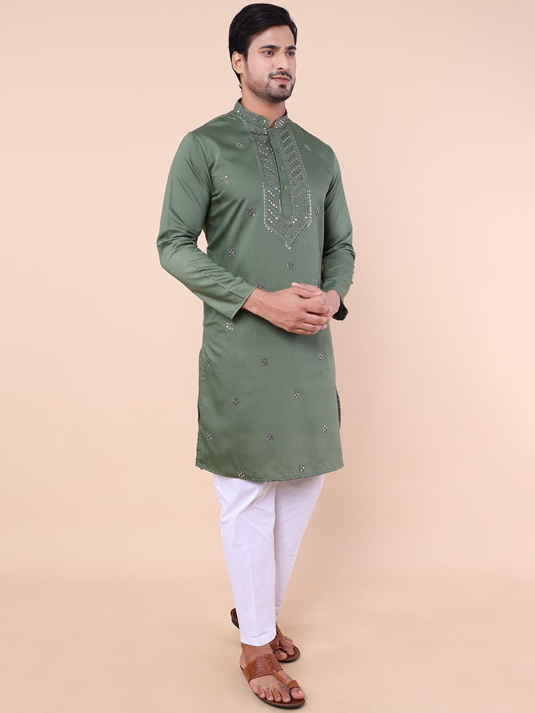 

NAMASKAR Floral Embroidered Mandarin Collar Pure Cotton Straight Kurta with Churidar, Green