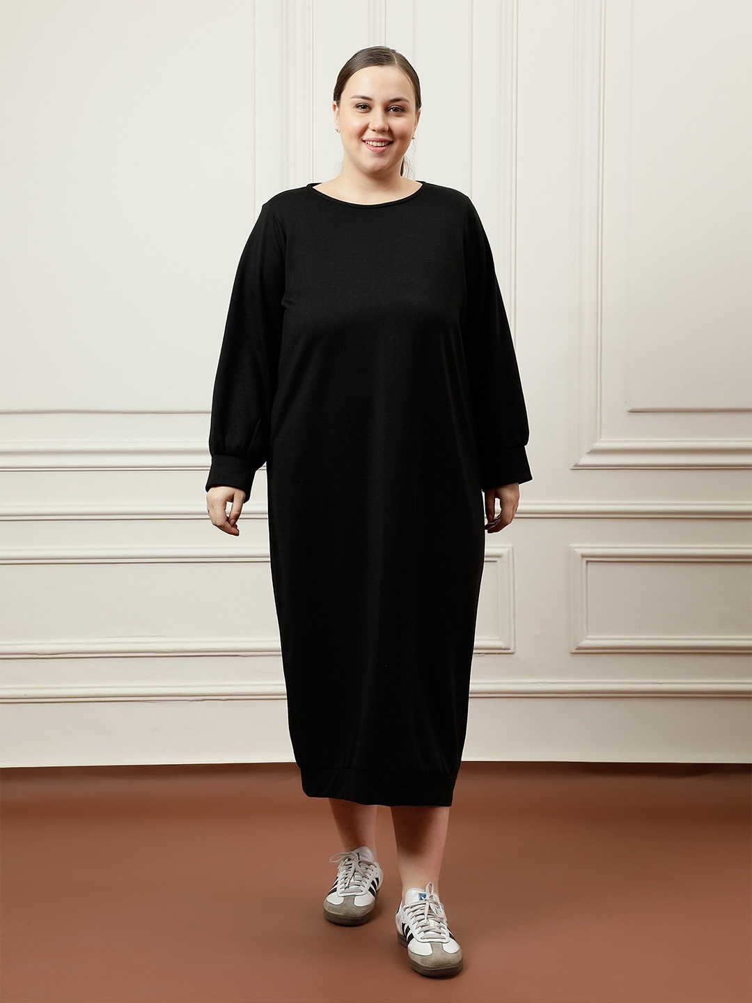 

Athena Ample T-shirt Midi Dress, Black
