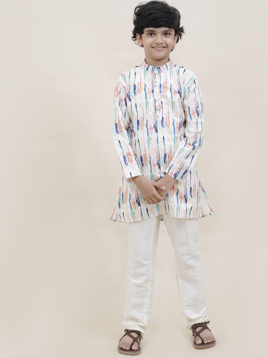 

Sangria Boys Printed With Mirror Work Kurta With Trousers, Off white