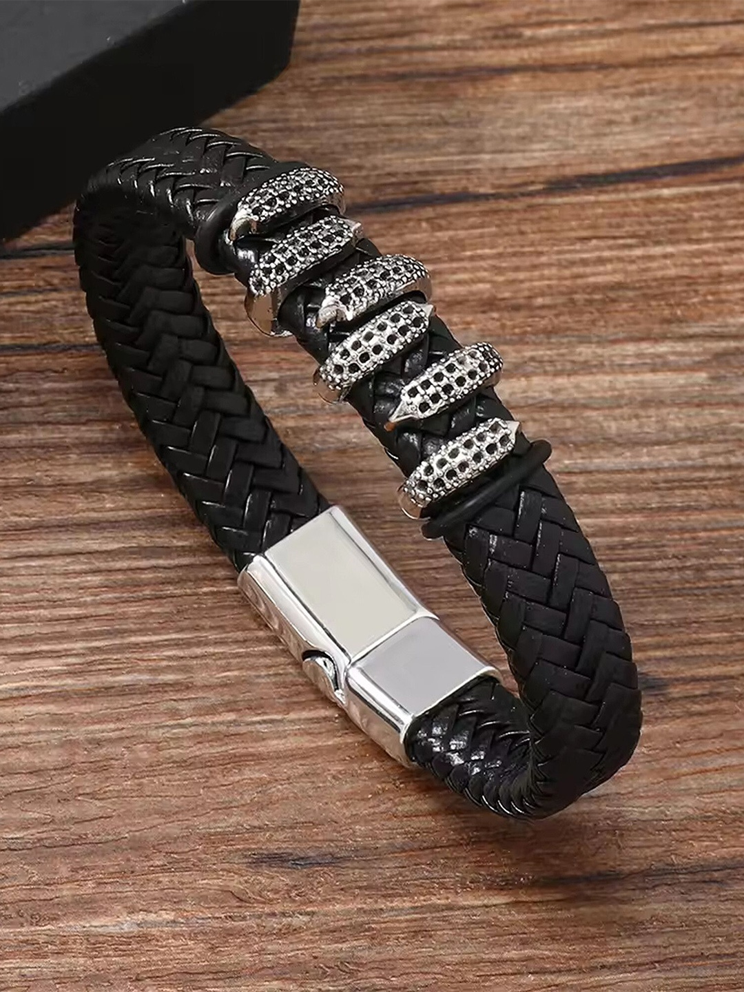 

Lila Men Stainless Steel Wraparound Bracelet, Black