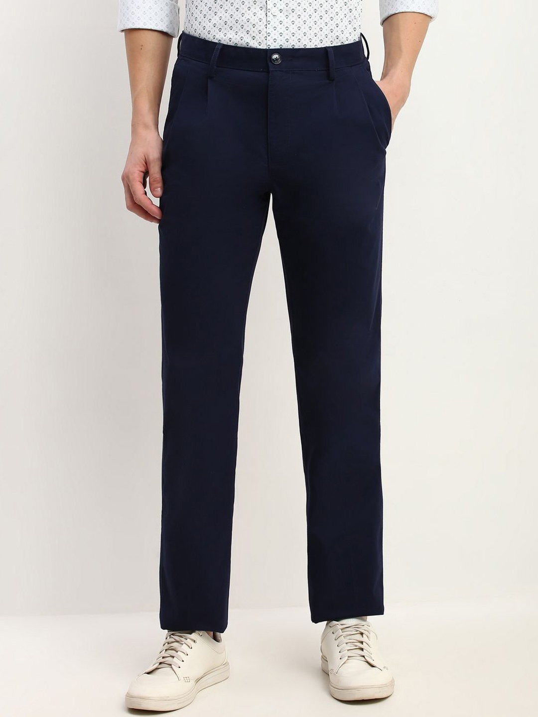 

Allen Solly Men Pleated Trousers, Navy blue