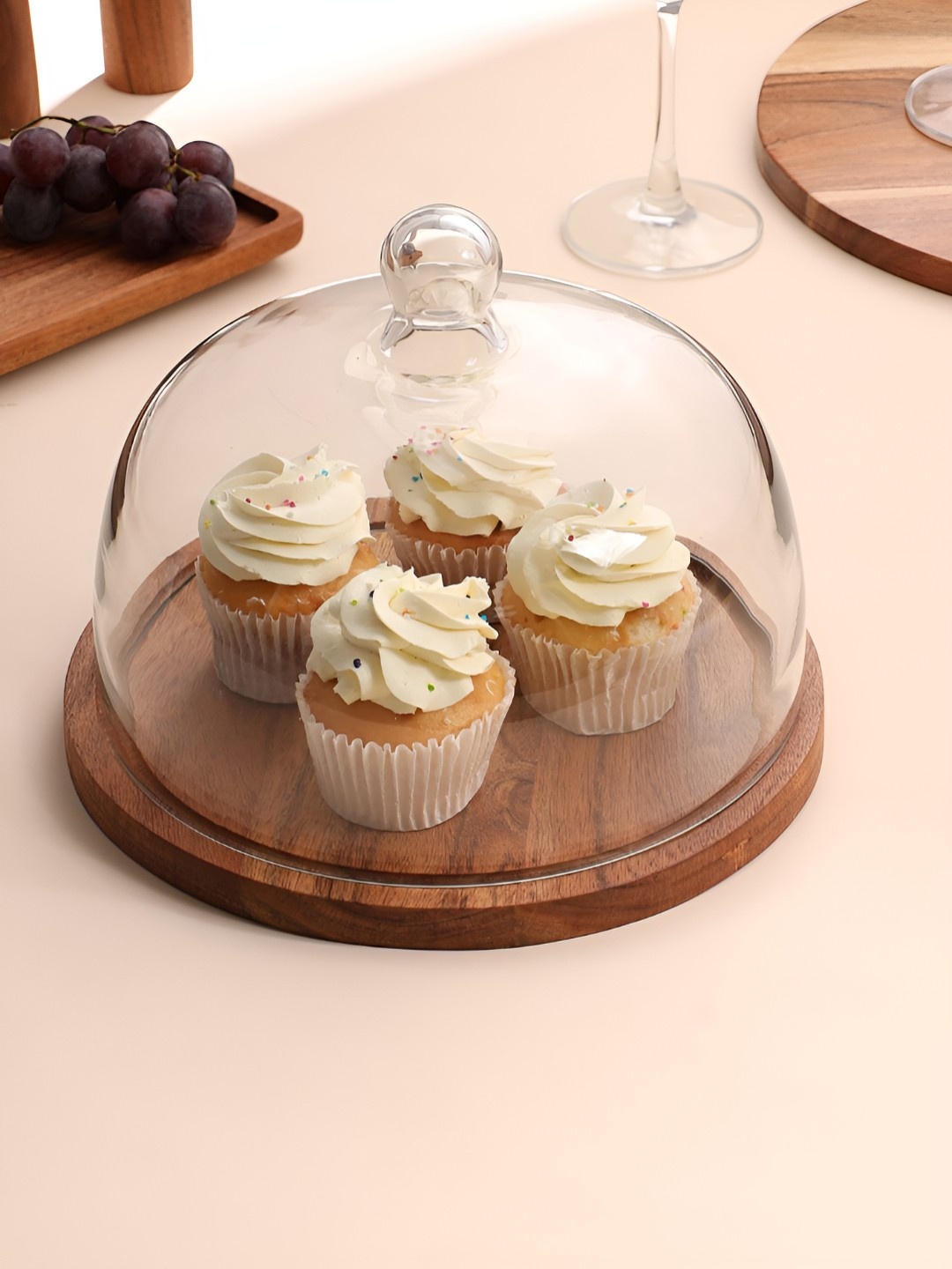 

SANSKRUTIHOMES Brown & Transparent Textured Wooden Cake Stand