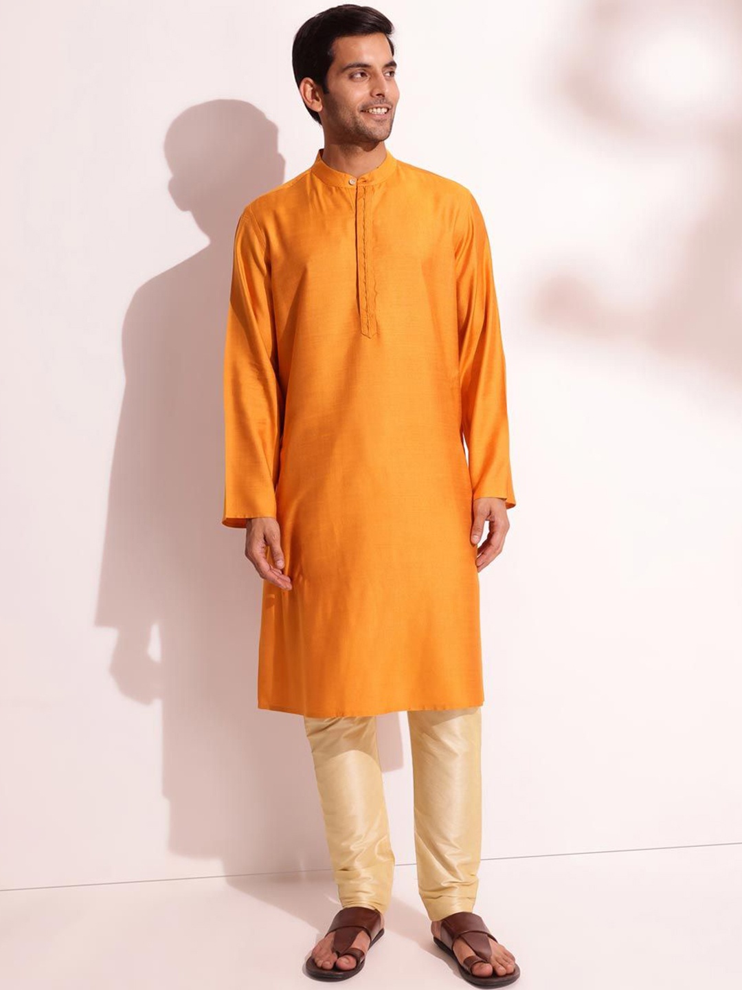 

Fabindia Mandarin Collar Thread Work Straight Kurta, Mustard