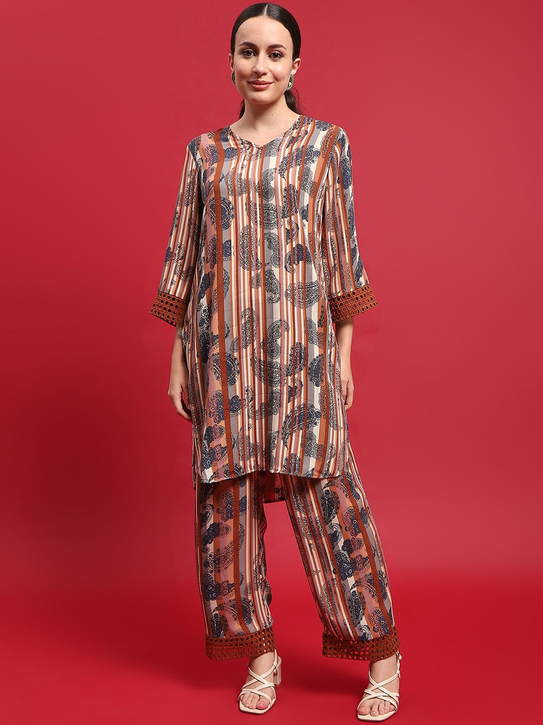 

Shree Printed V Neck Collar Tunic With Palazzo, Rust